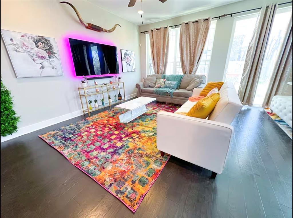 807 E 16th St # B, Austin, TX 78702