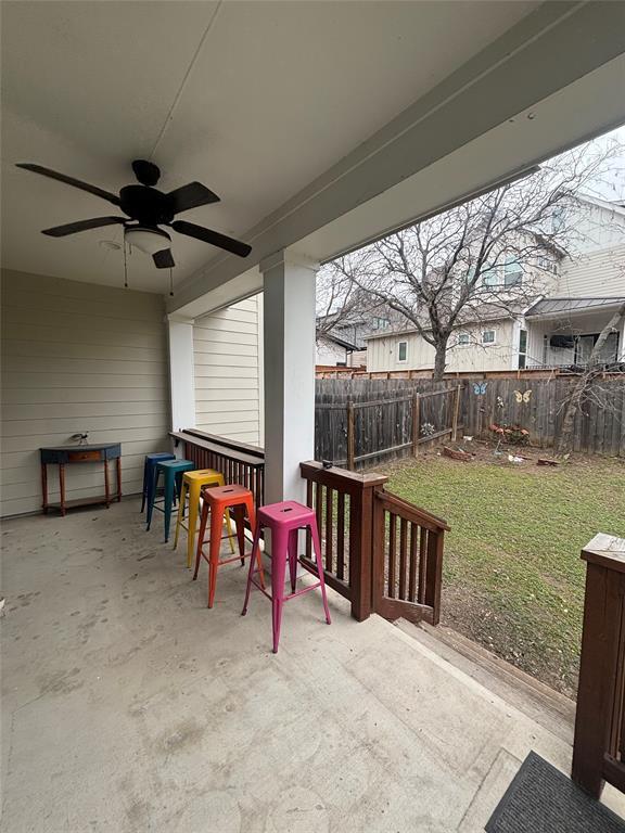 807 E 16th St # B, Austin, TX 78702