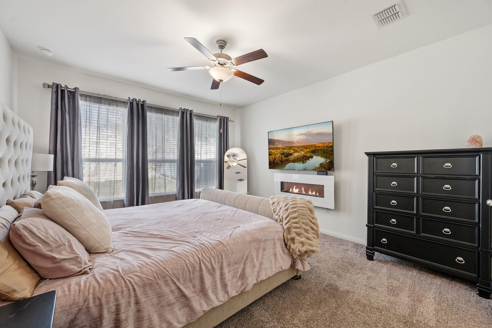 702 Puerta Vallarta Ln, Austin, TX 78748