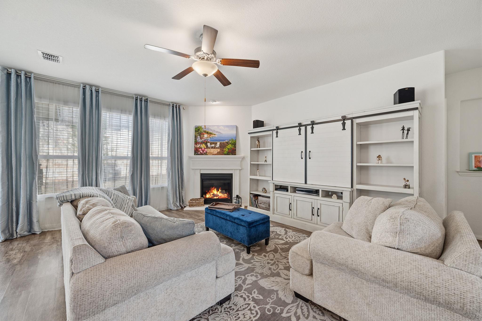 702 Puerta Vallarta Ln, Austin, TX 78748