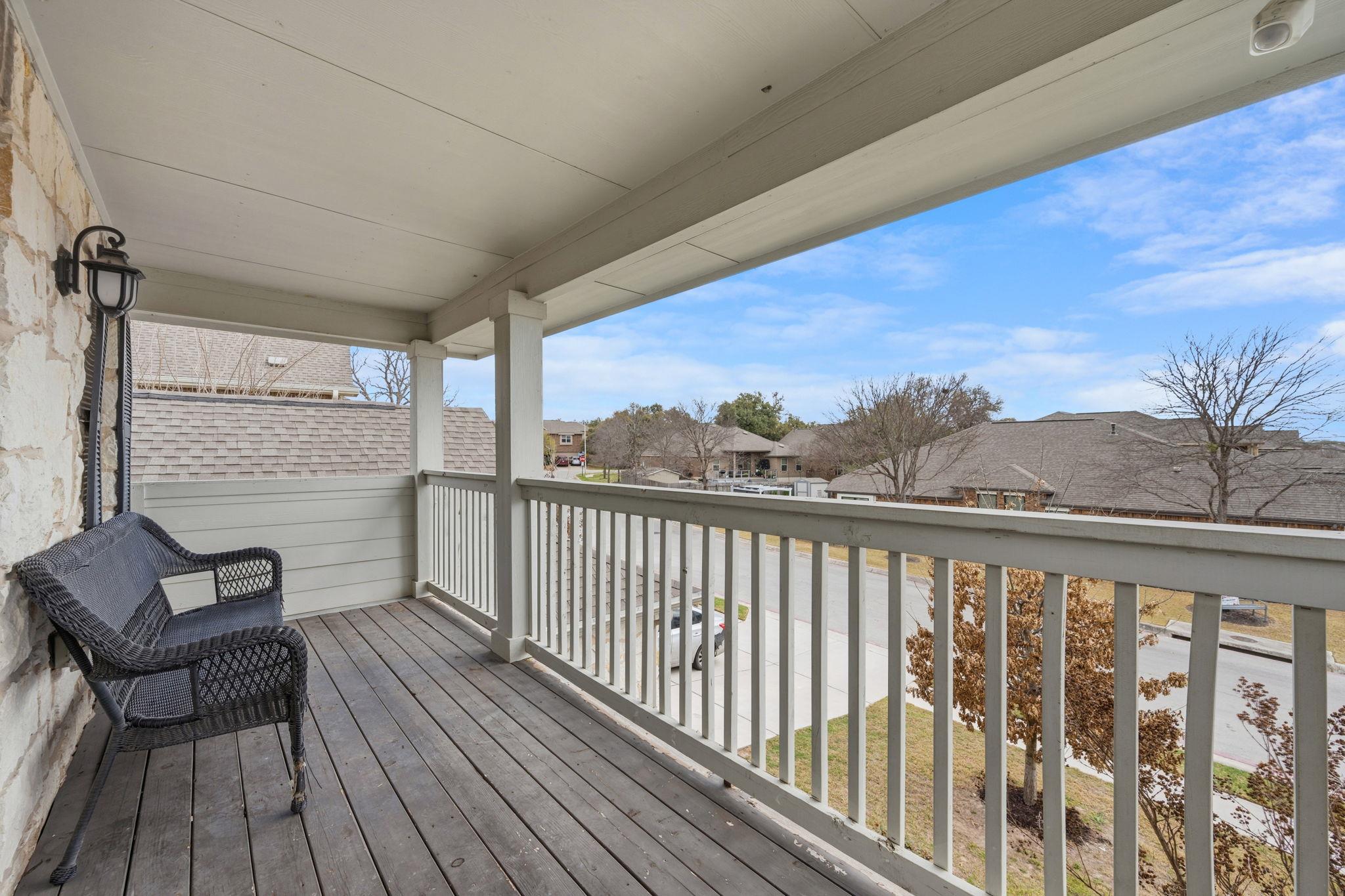 702 Puerta Vallarta Ln, Austin, TX 78748