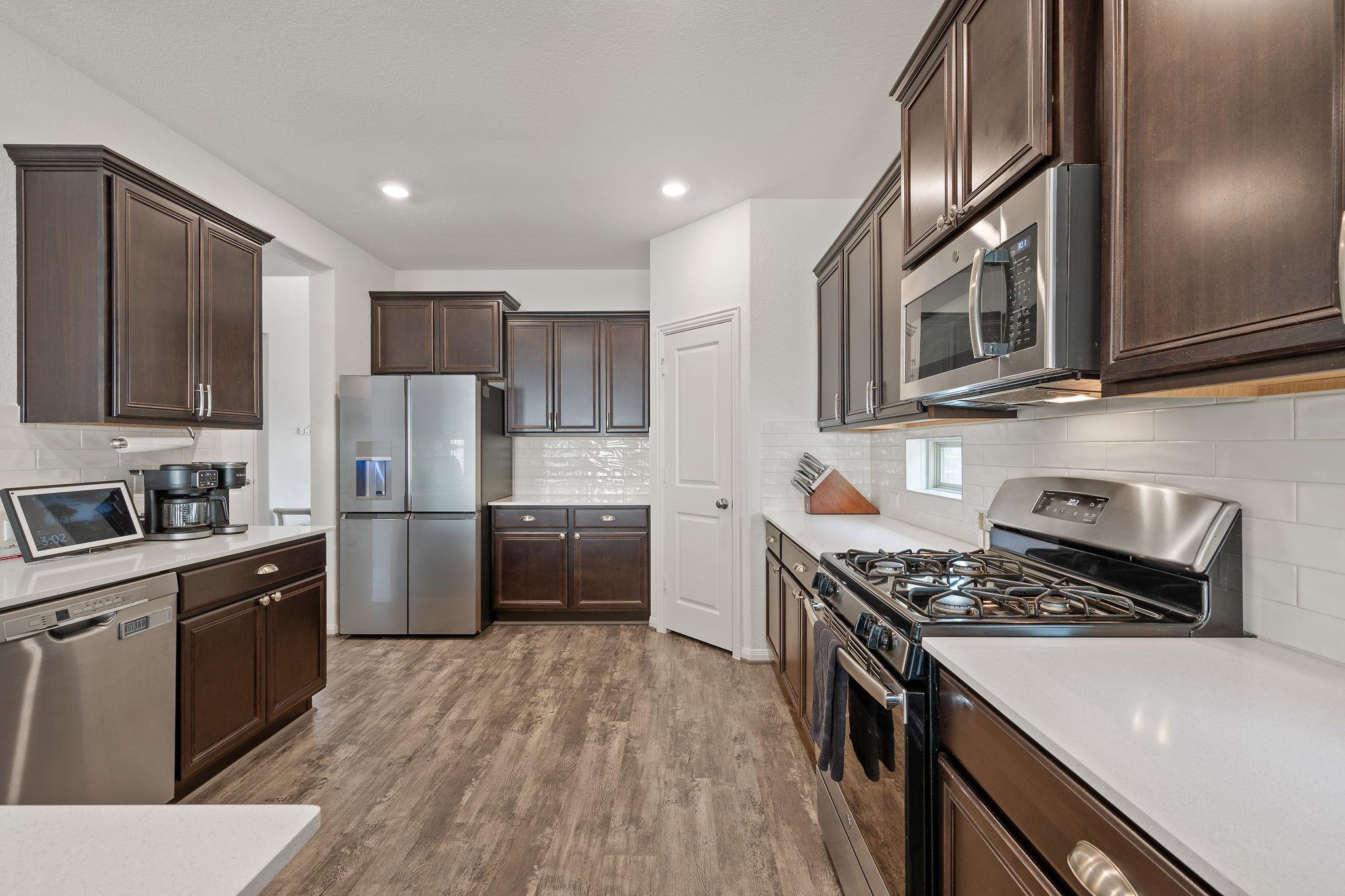 702 Puerta Vallarta Ln, Austin, TX 78748