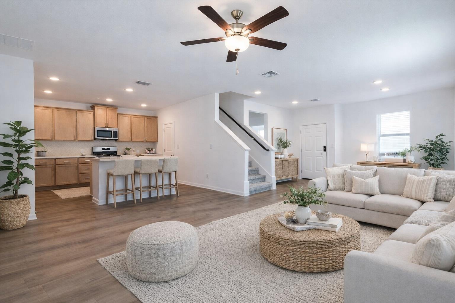 108 Makinaw Rd, Hutto, TX 78634