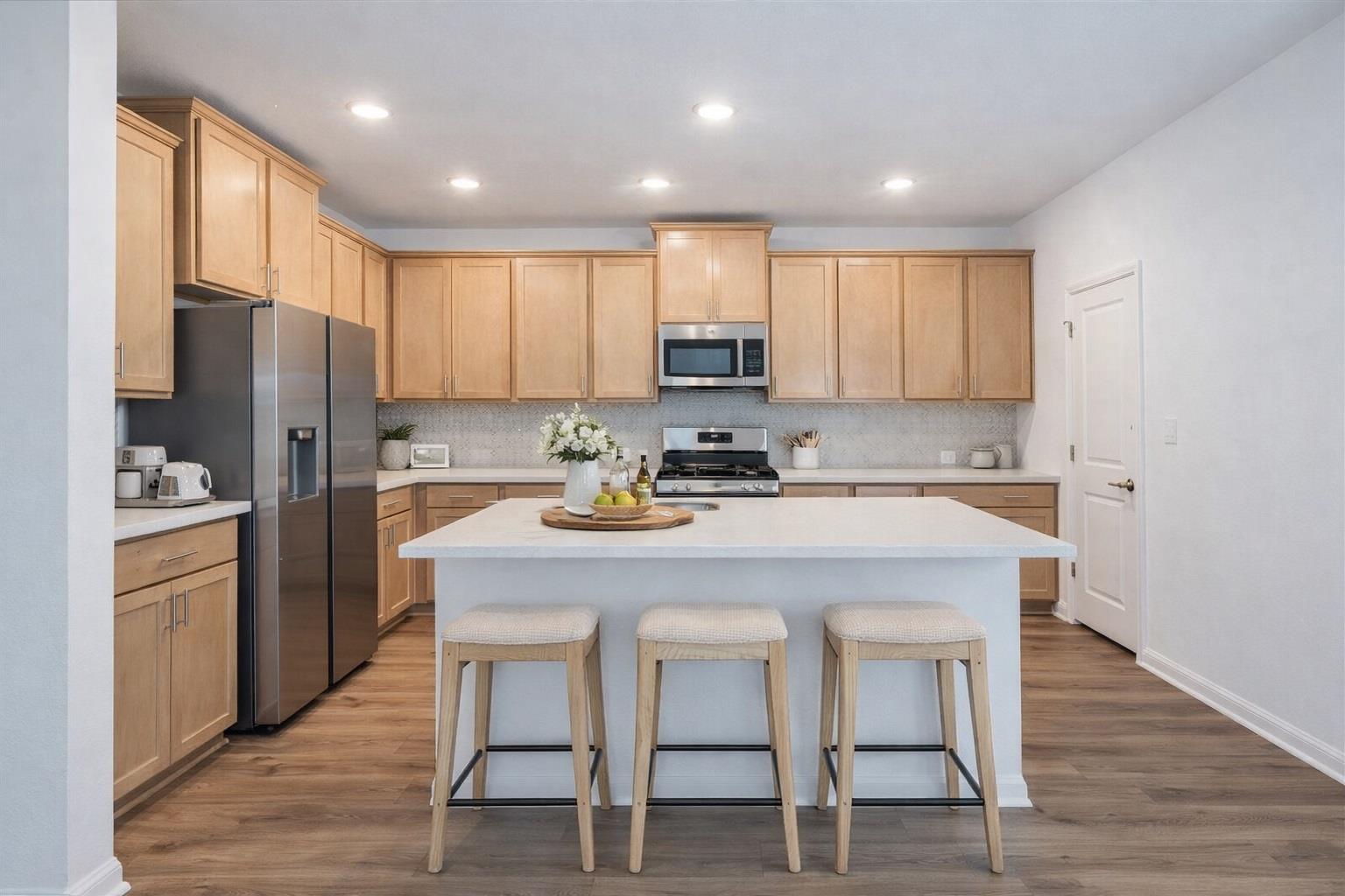 108 Makinaw Rd, Hutto, TX 78634