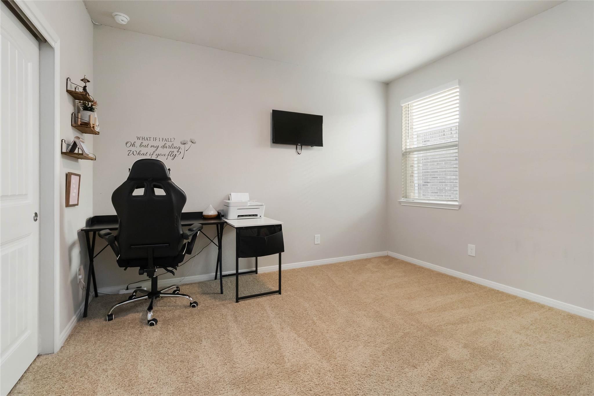 104 Sky Meadows Cir, San Marcos, TX 78666