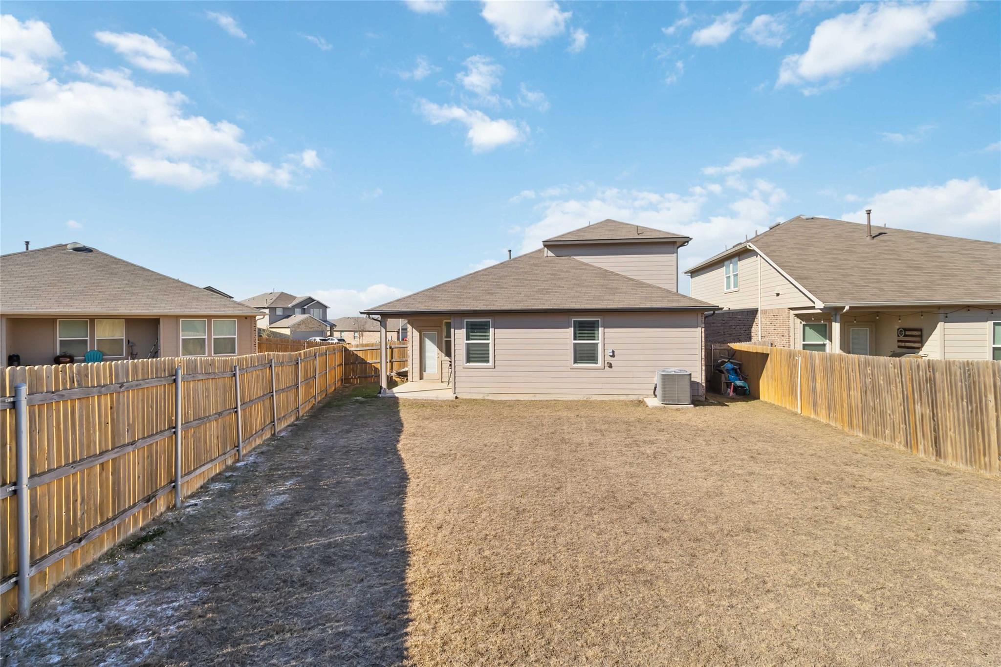 104 Sky Meadows Cir, San Marcos, TX 78666