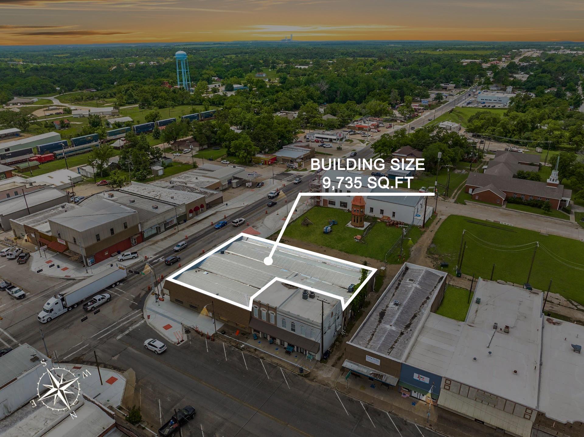 106 W Cameron Ave, Rockdale, TX 76567