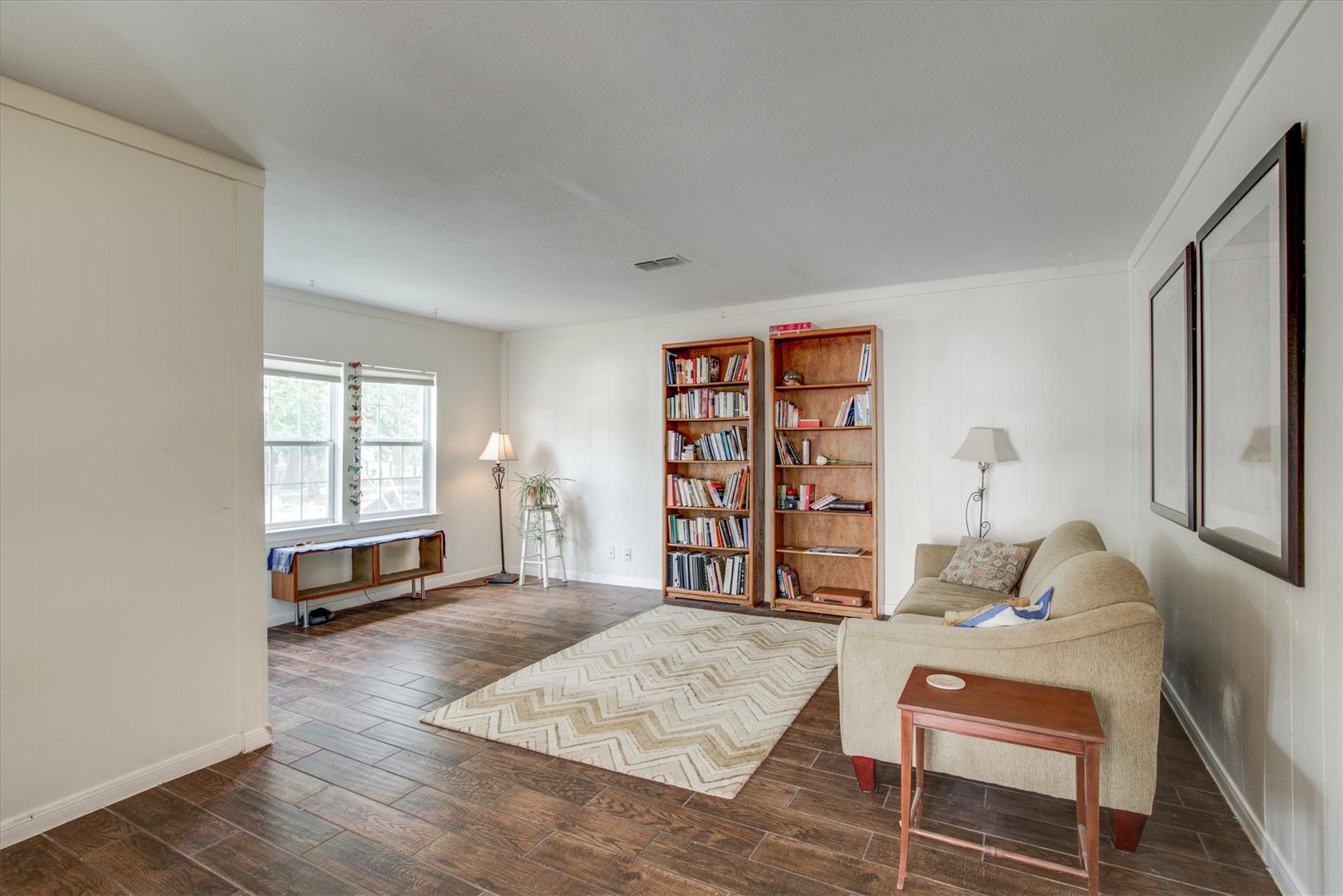 4615 Ribbecke Ave, Austin, TX 78721