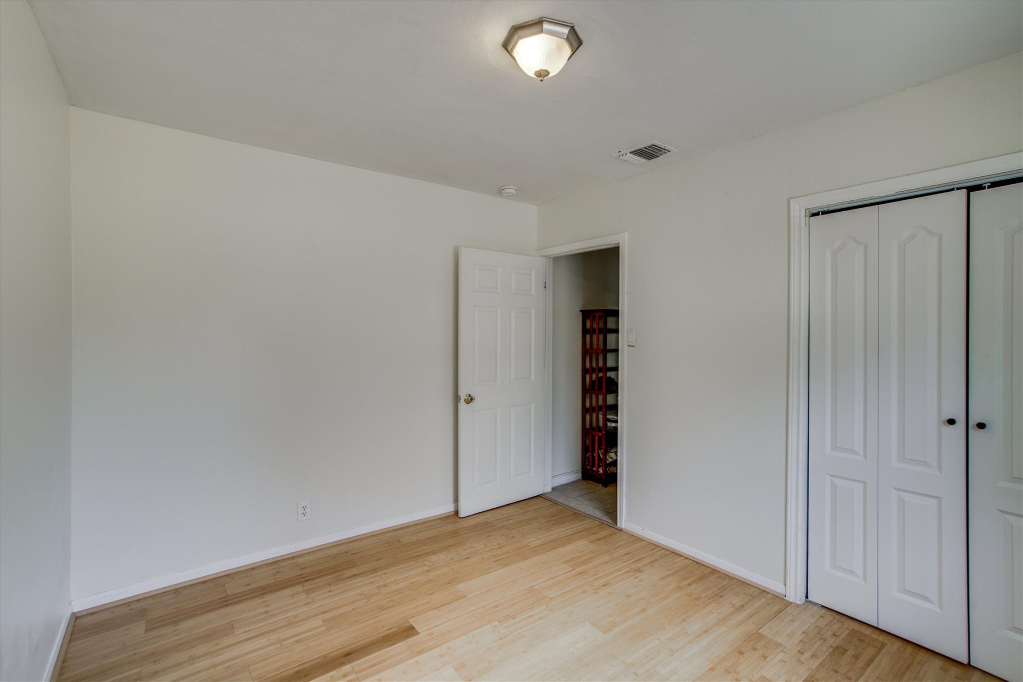 4615 Ribbecke Ave, Austin, TX 78721