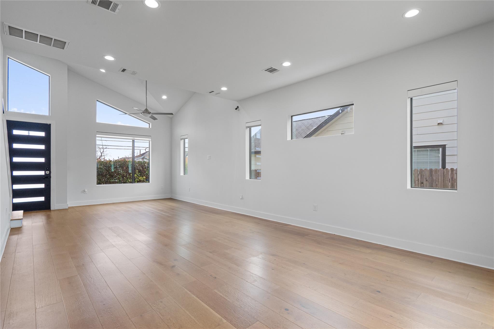 409 Delmar Ave # 1, Austin, TX 78752