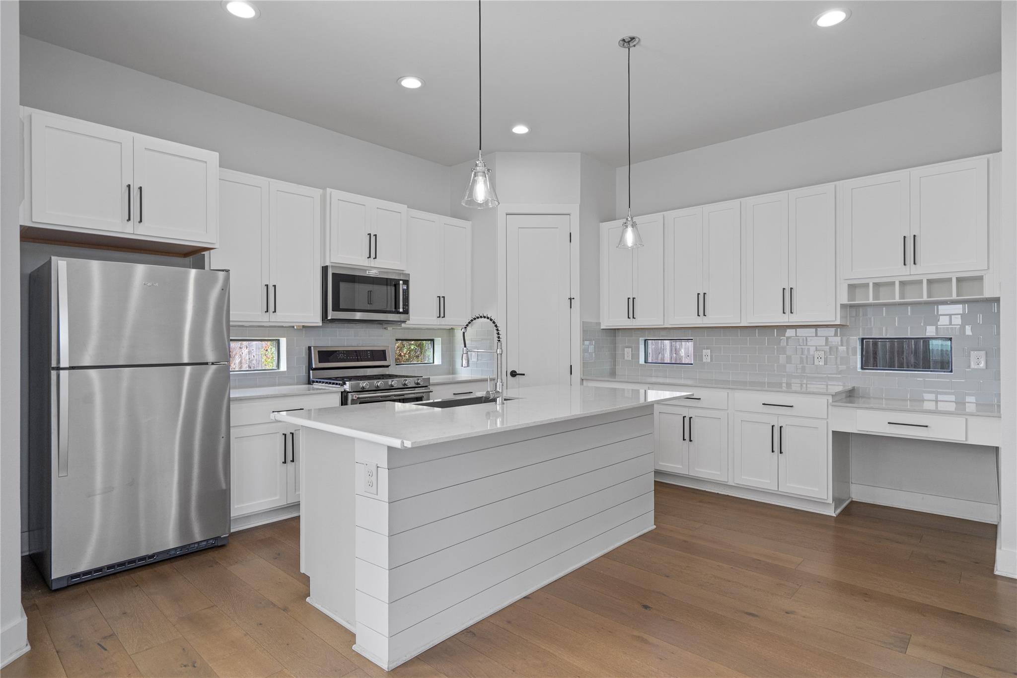 409 Delmar Ave # 1, Austin, TX 78752