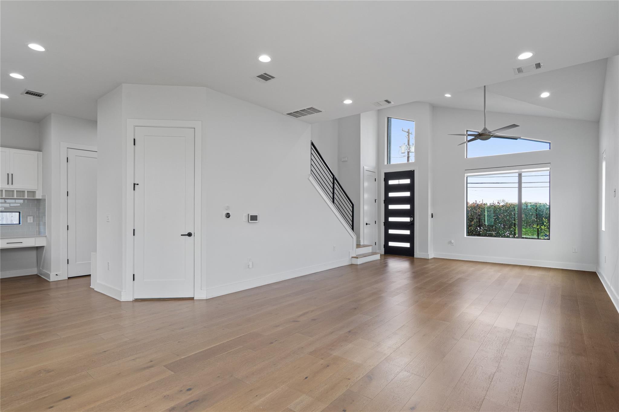 409 Delmar Ave # 1, Austin, TX 78752