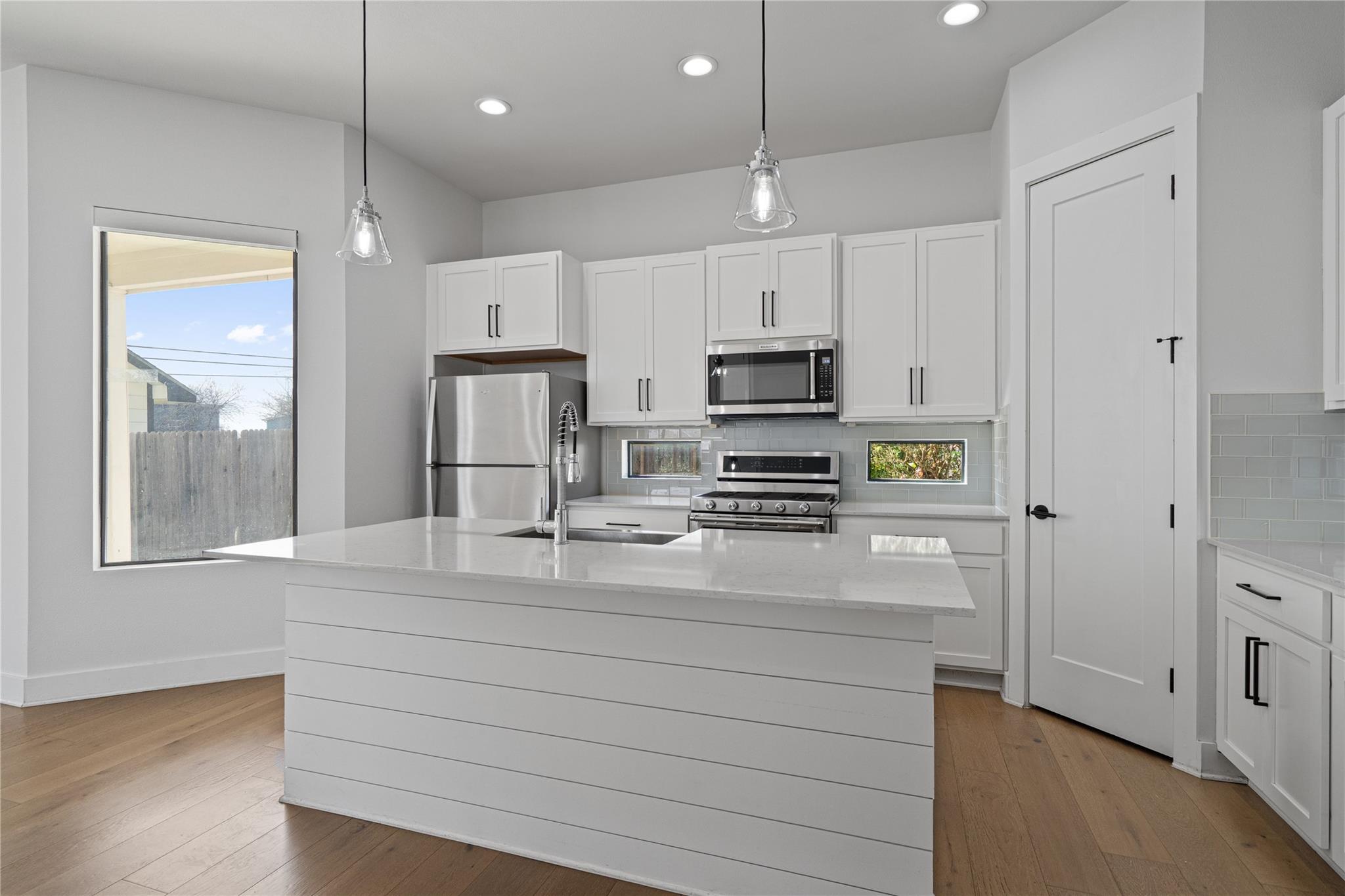 409 Delmar Ave # 1, Austin, TX 78752