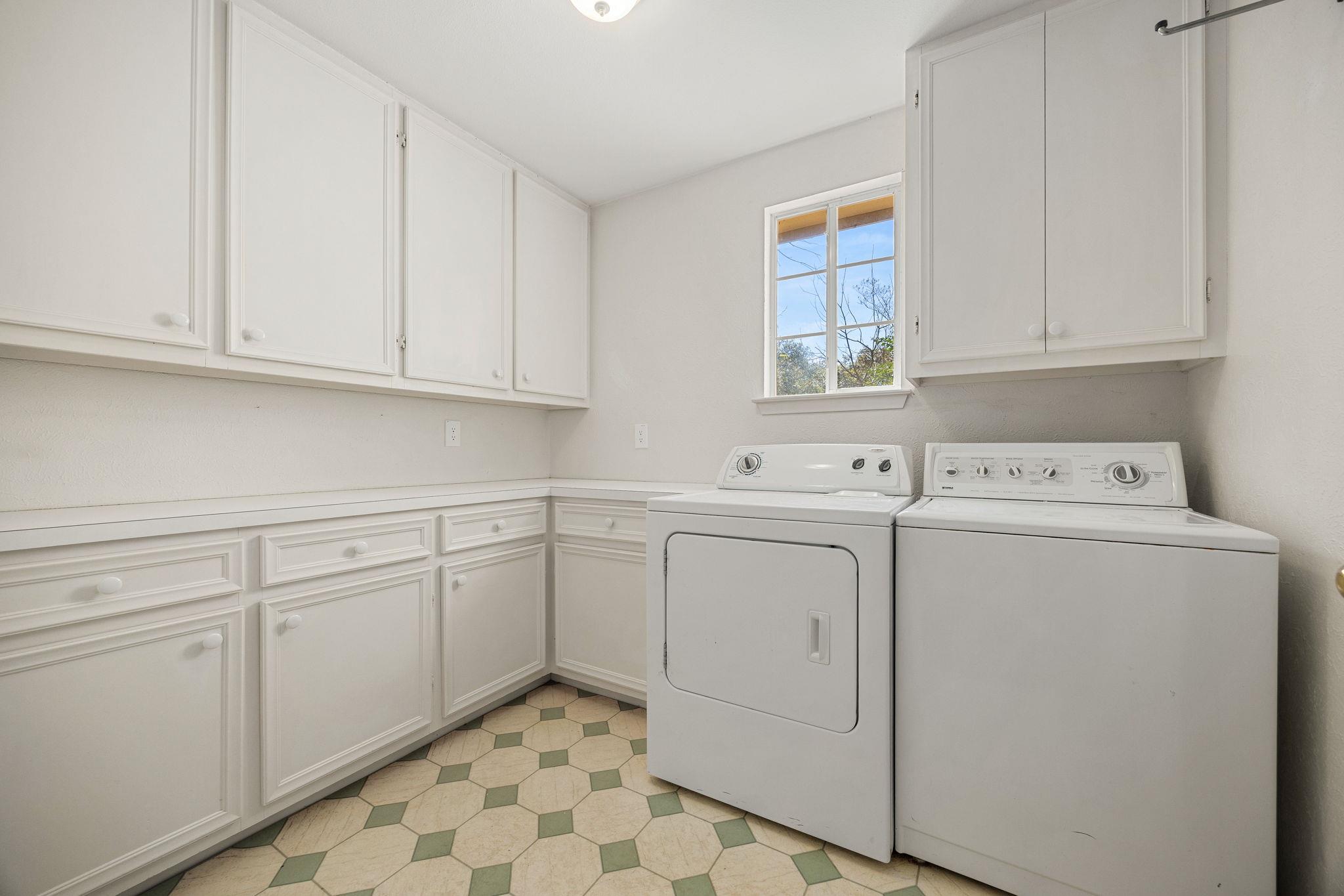 4602 Red Stone Ct, Austin, TX 78735