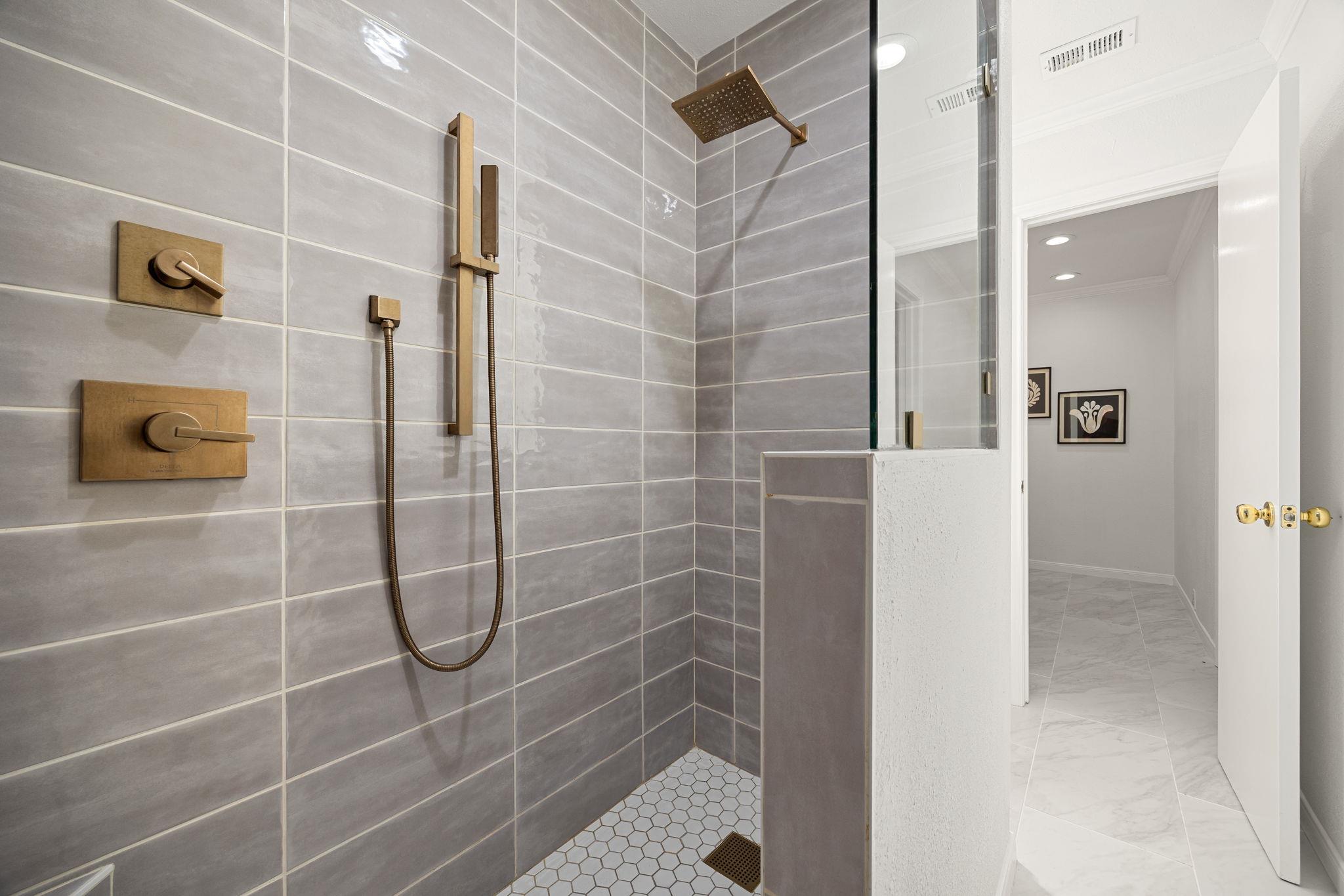 4602 Red Stone Ct, Austin, TX 78735