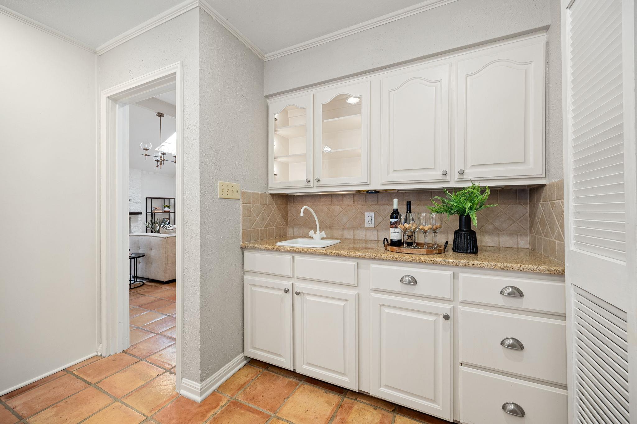 4602 Red Stone Ct, Austin, TX 78735