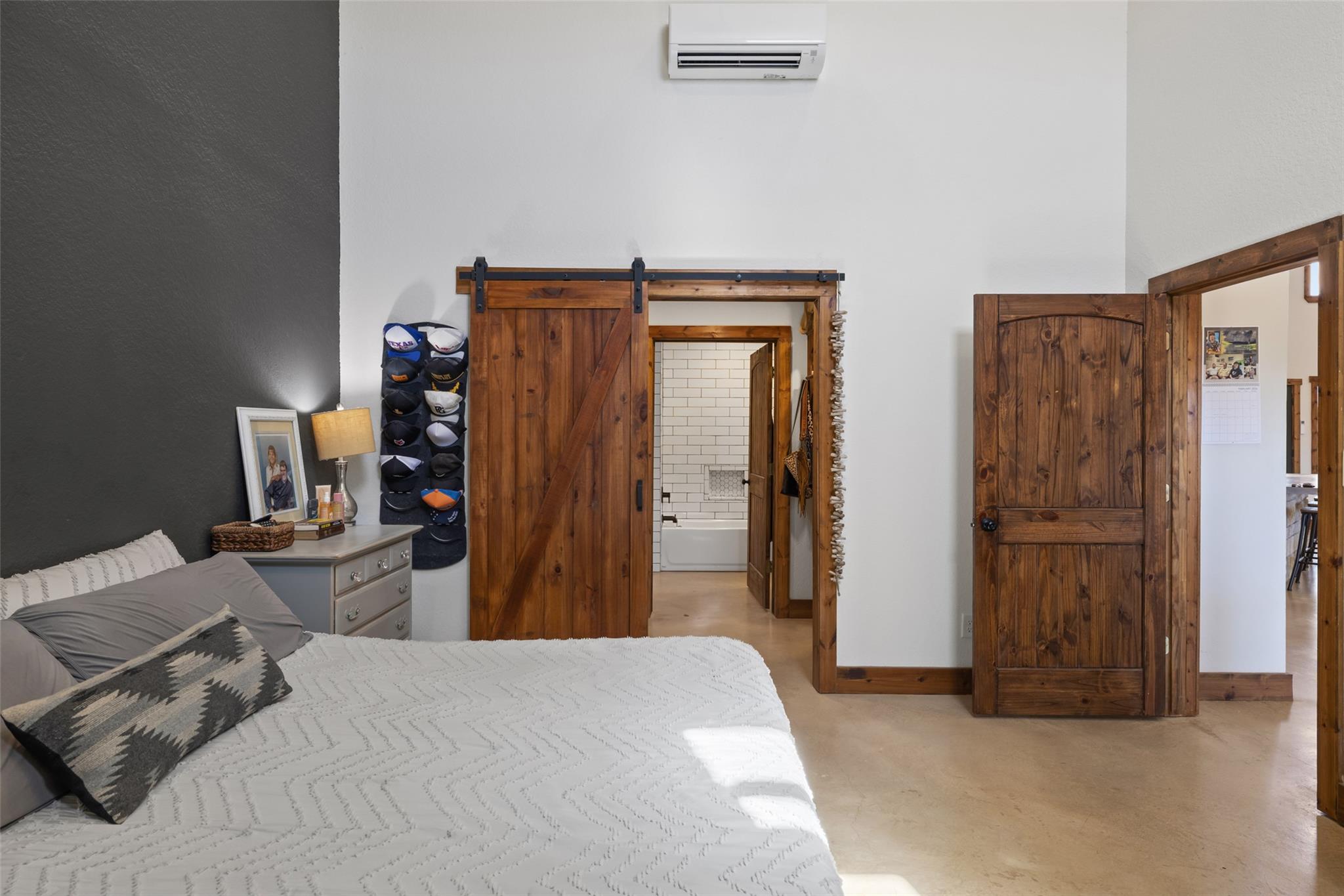 664 Martindale Falls Rd, Martindale, TX 78655