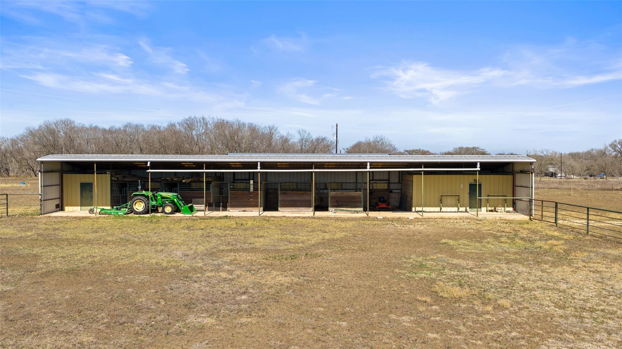 664 Martindale Falls Rd, Martindale, TX 78655