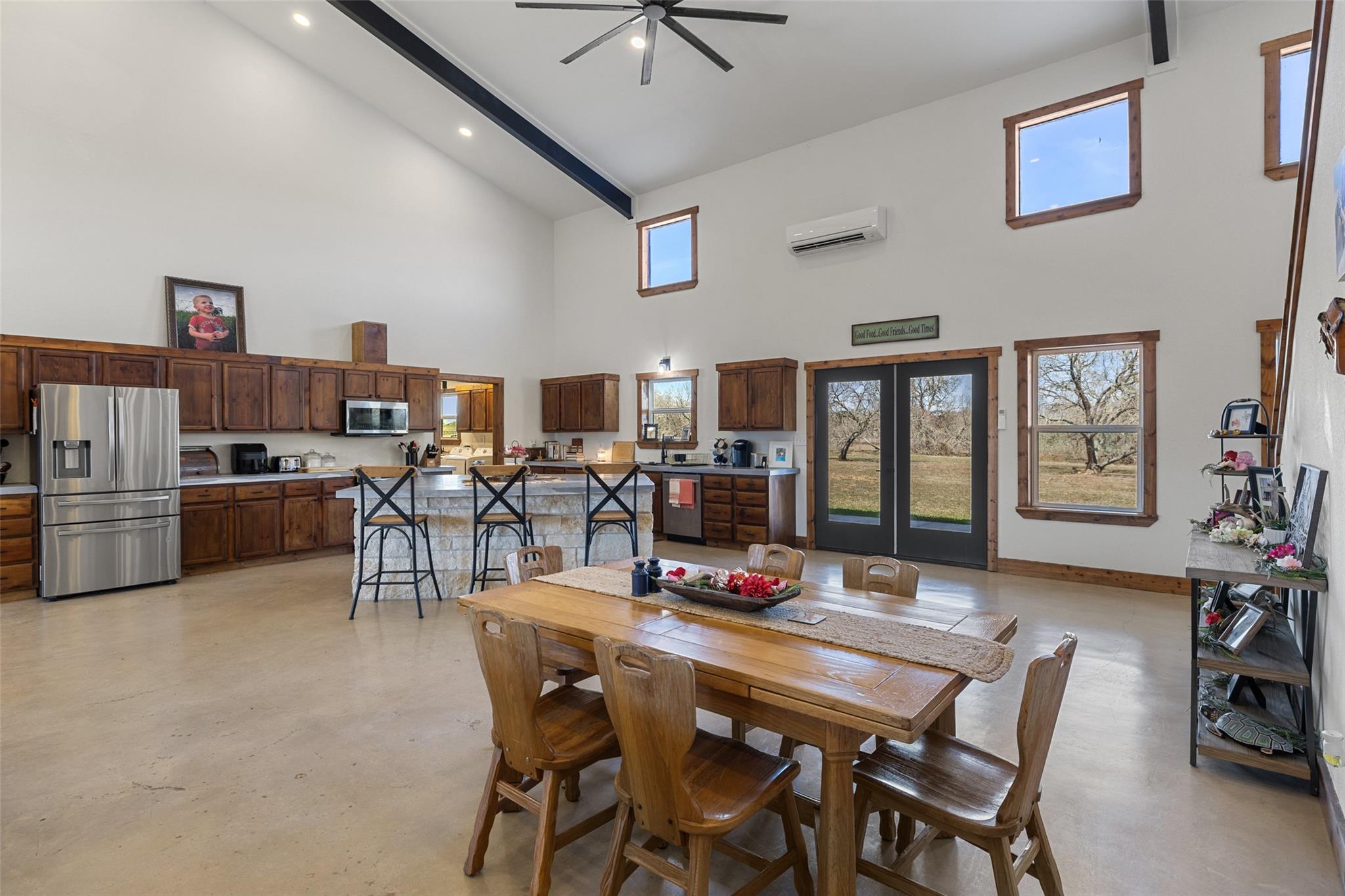 664 Martindale Falls Rd, Martindale, TX 78655