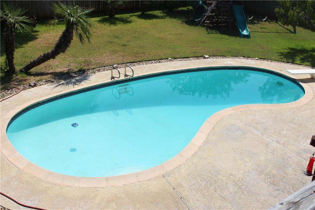 200 N Kings Canyon Dr, Cedar Park, TX 78613