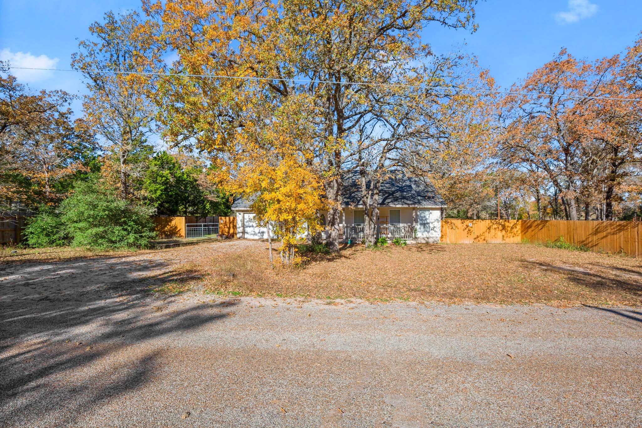 200 Blanket Flower Dr, Bastrop, TX 78602