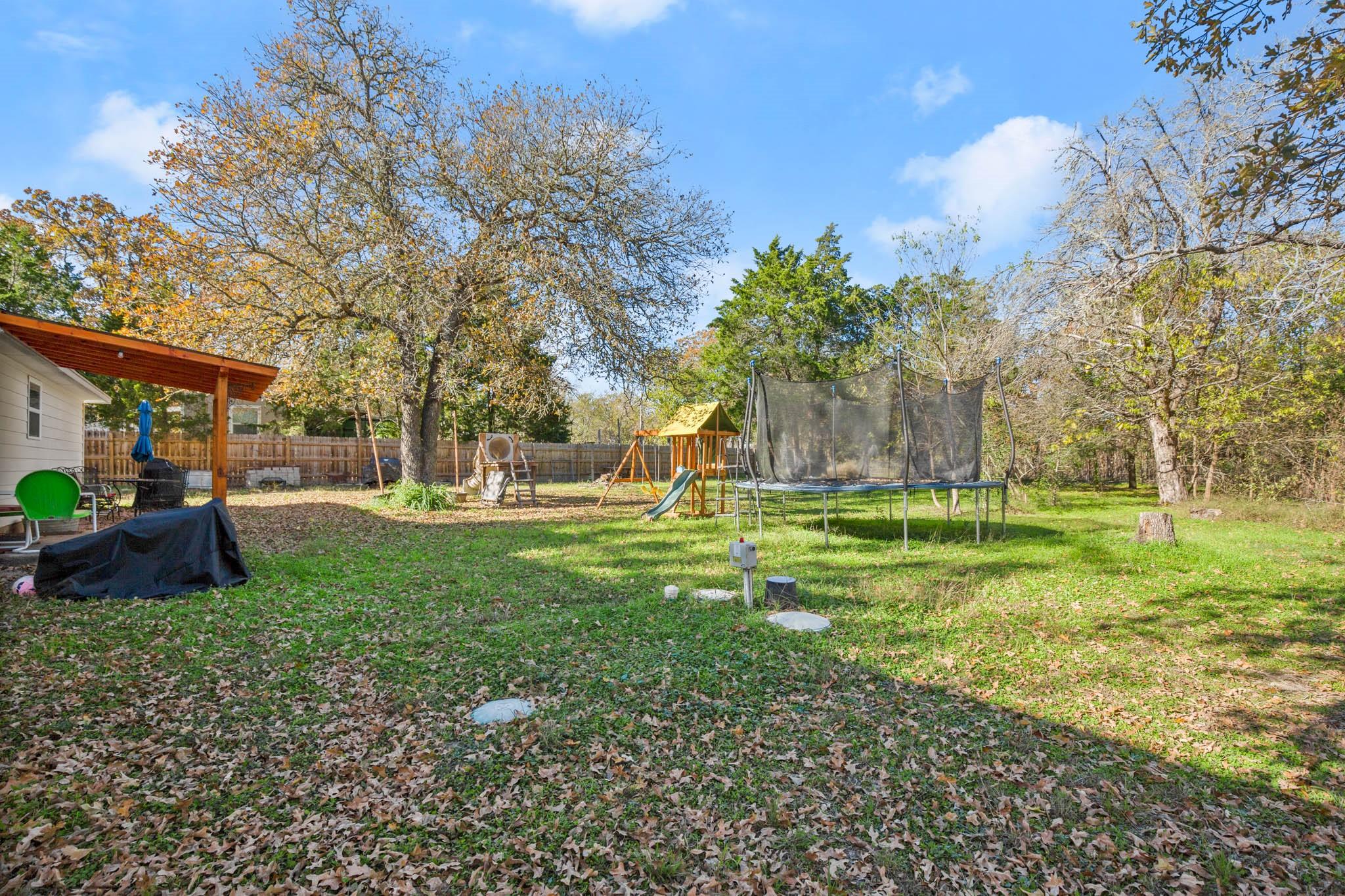 200 Blanket Flower Dr, Bastrop, TX 78602