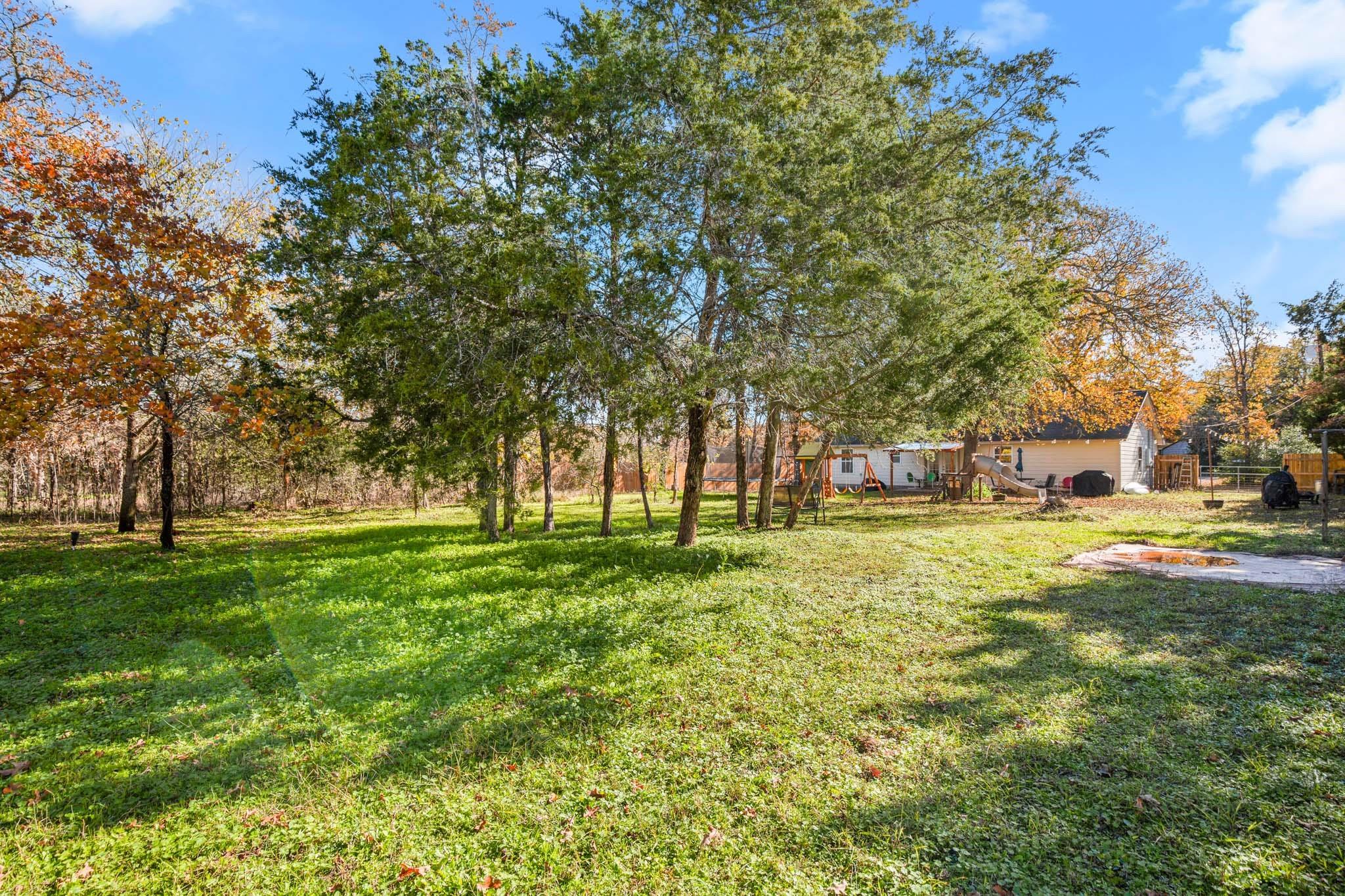 200 Blanket Flower Dr, Bastrop, TX 78602