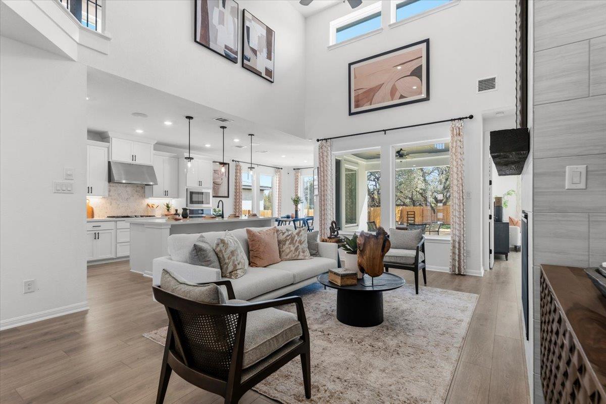 212 Barton Oak Trl, Georgetown, TX 78628