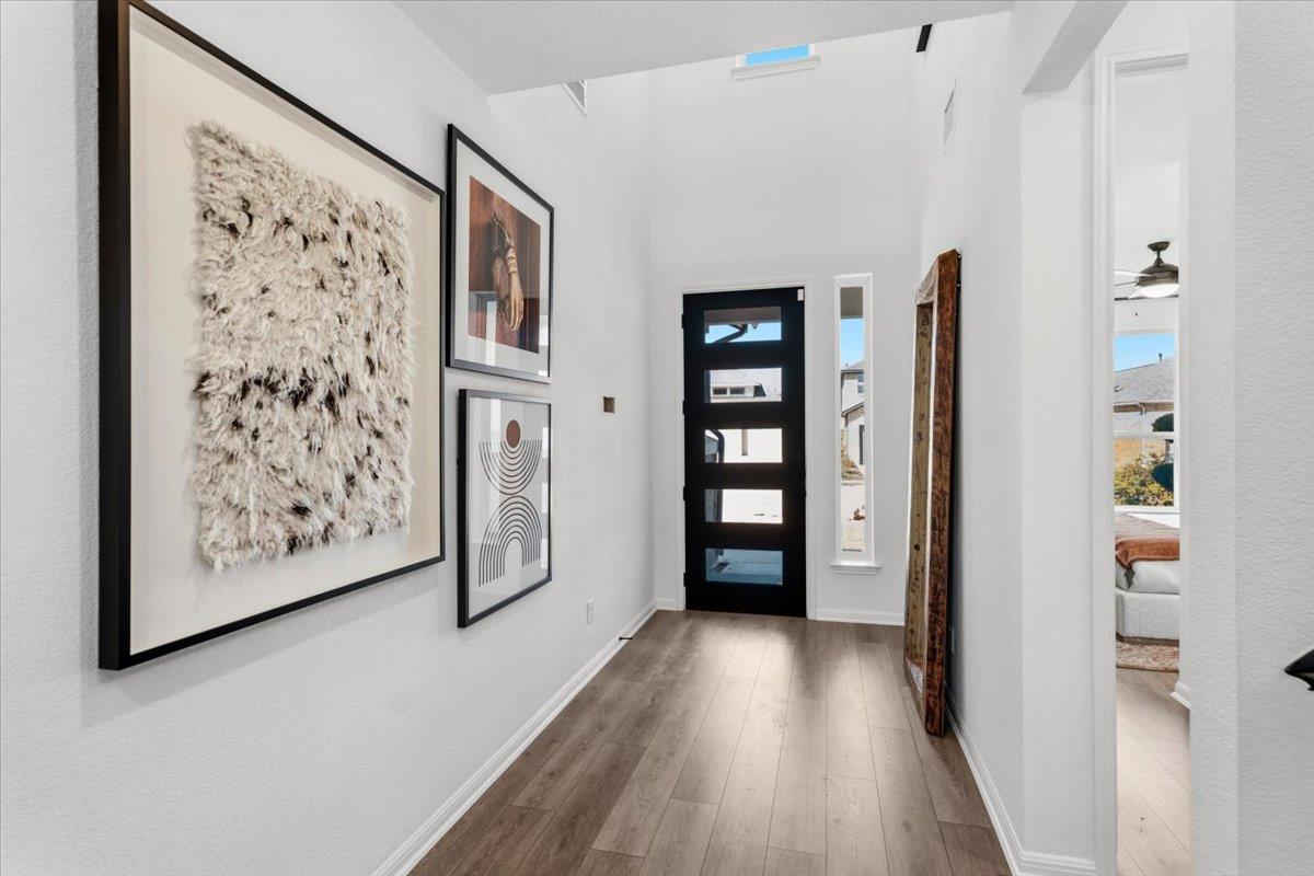 212 Barton Oak Trl, Georgetown, TX 78628