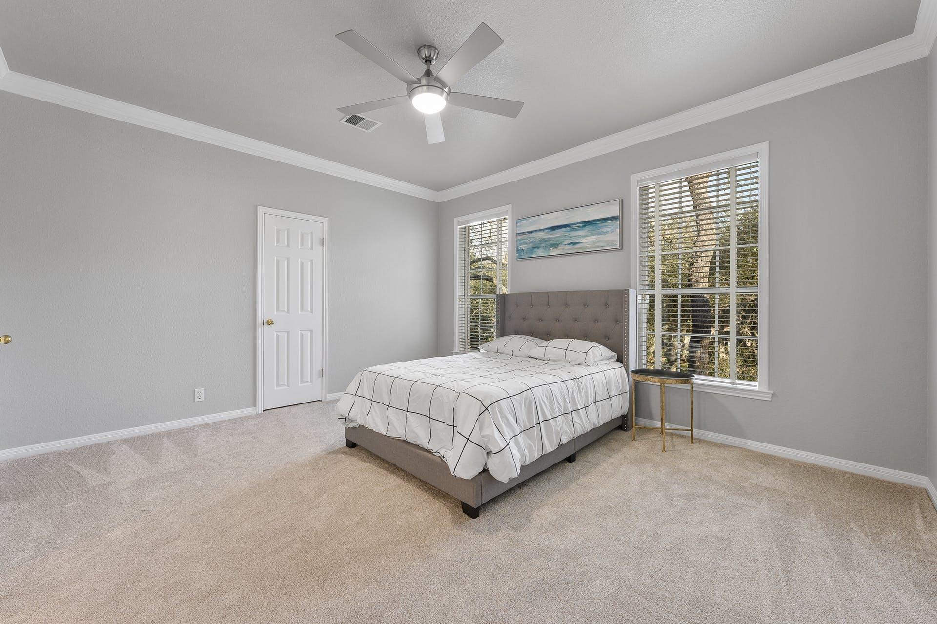 5823 Van Winkle Ln, Austin, TX 78739