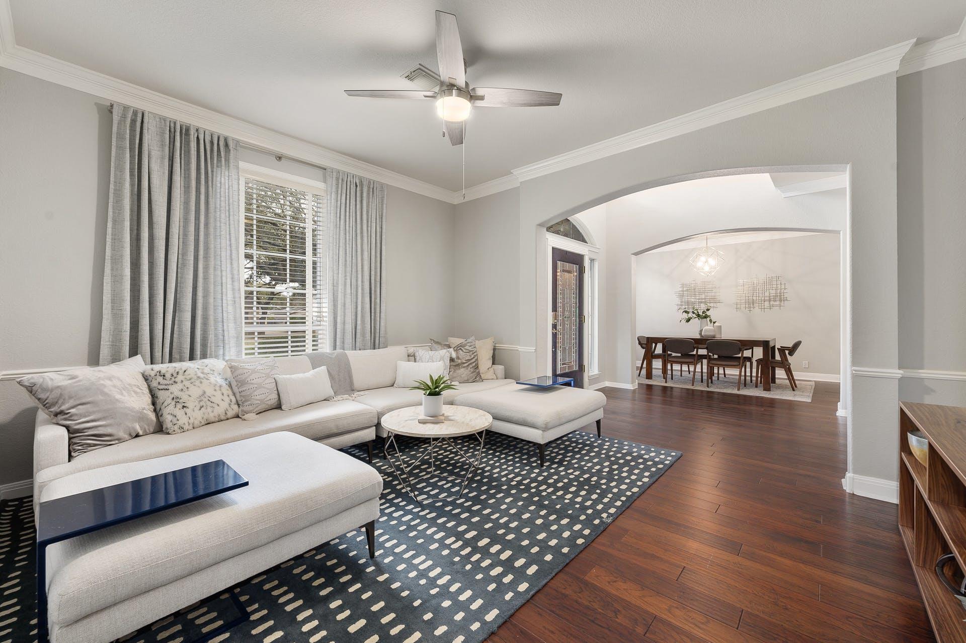 5823 Van Winkle Ln, Austin, TX 78739