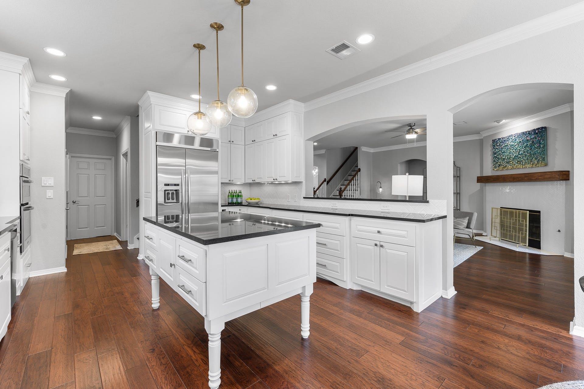 5823 Van Winkle Ln, Austin, TX 78739