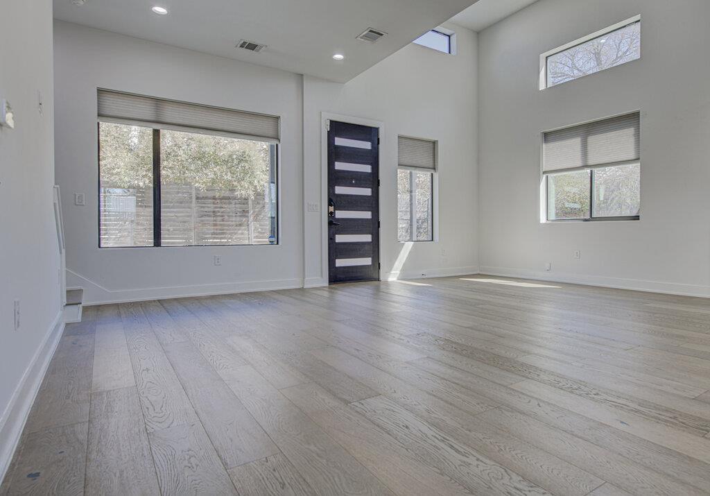 4903 Lyons Rd # 2, Austin, TX 78702