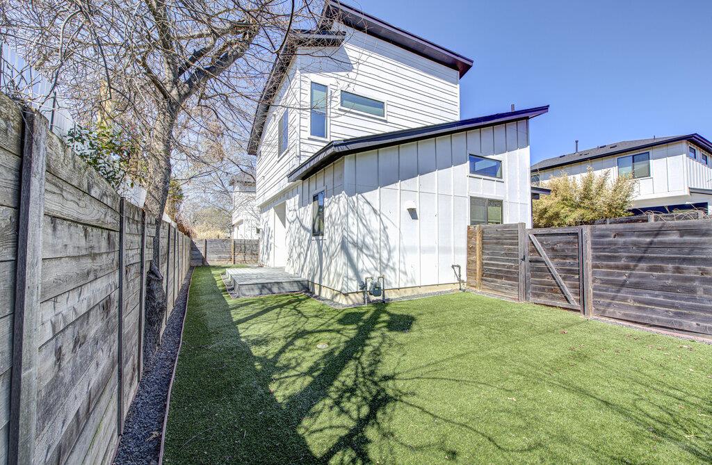 4903 Lyons Rd # 2, Austin, TX 78702