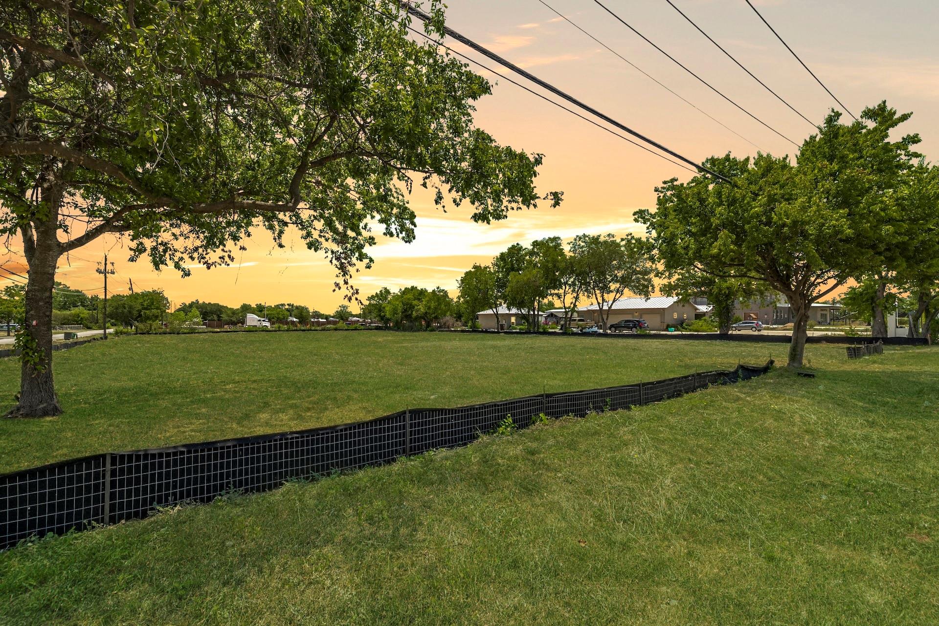 16409 Summit Dr, Austin, TX 78728