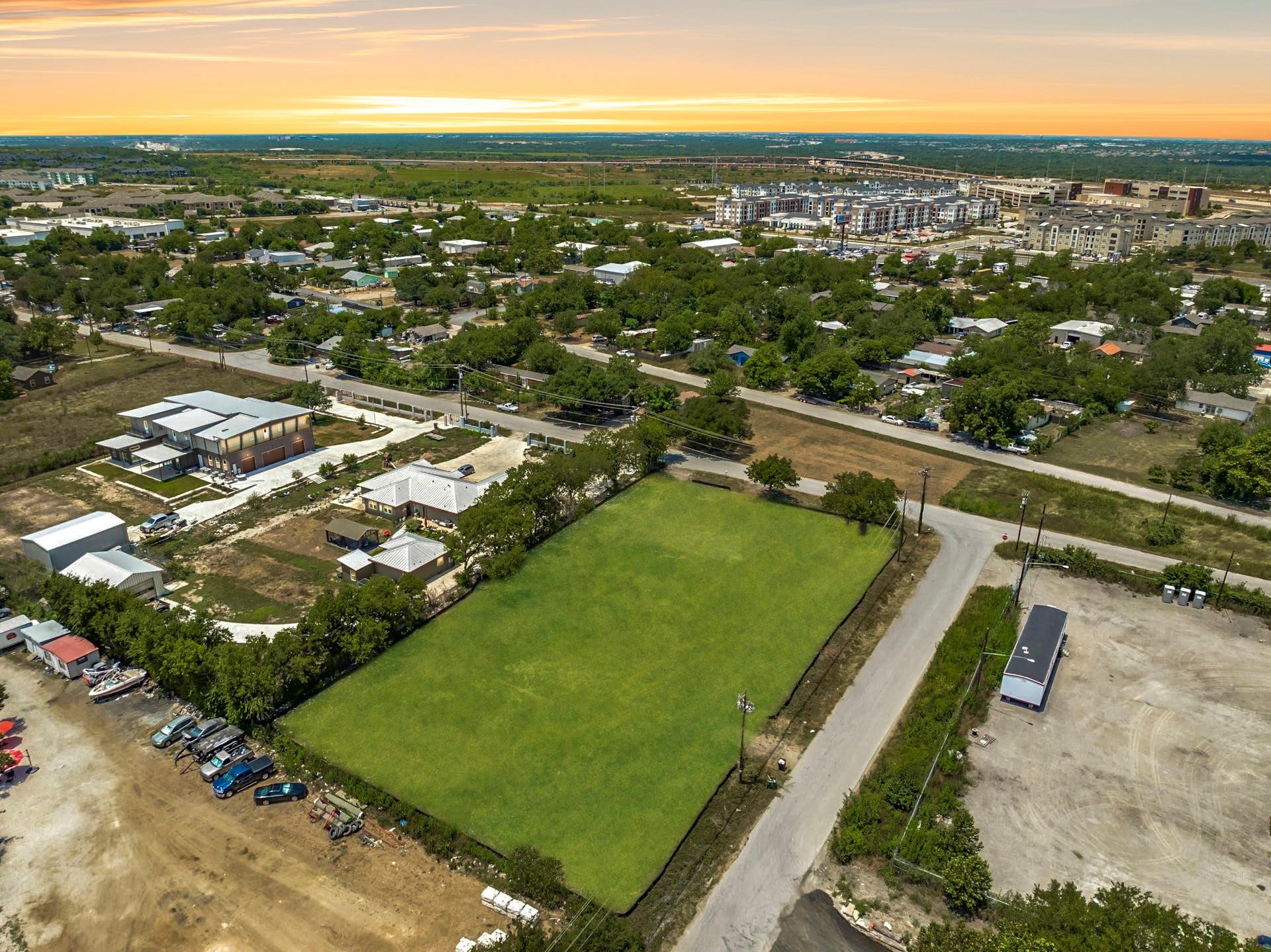 16409 Summit Dr, Austin, TX 78728