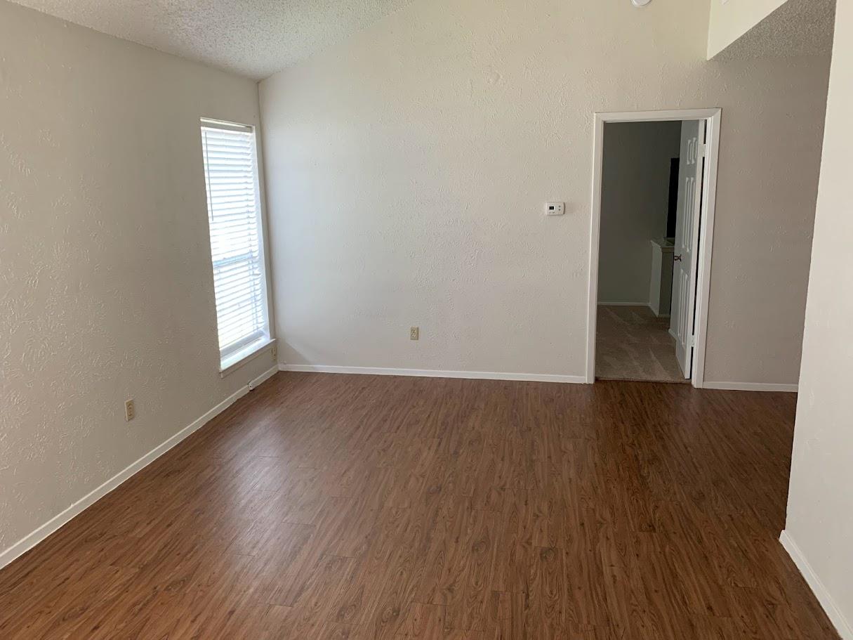 7802 Brodie Ln, Austin, TX 78745