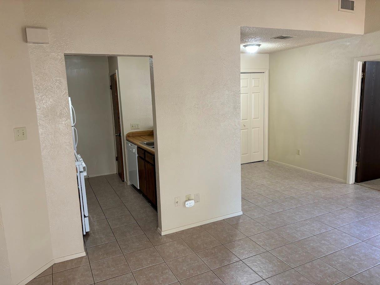 7802 Brodie Ln, Austin, TX 78745