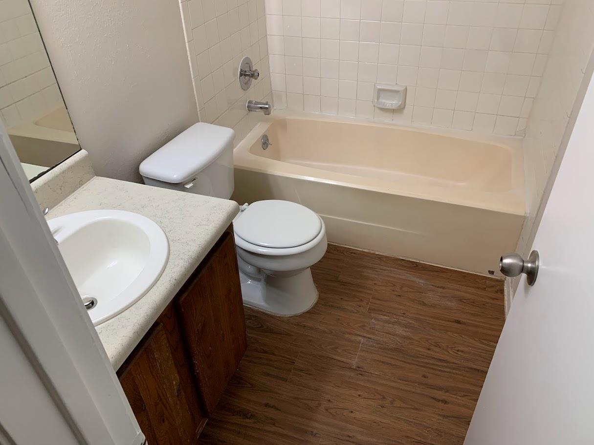 7802 Brodie Ln, Austin, TX 78745