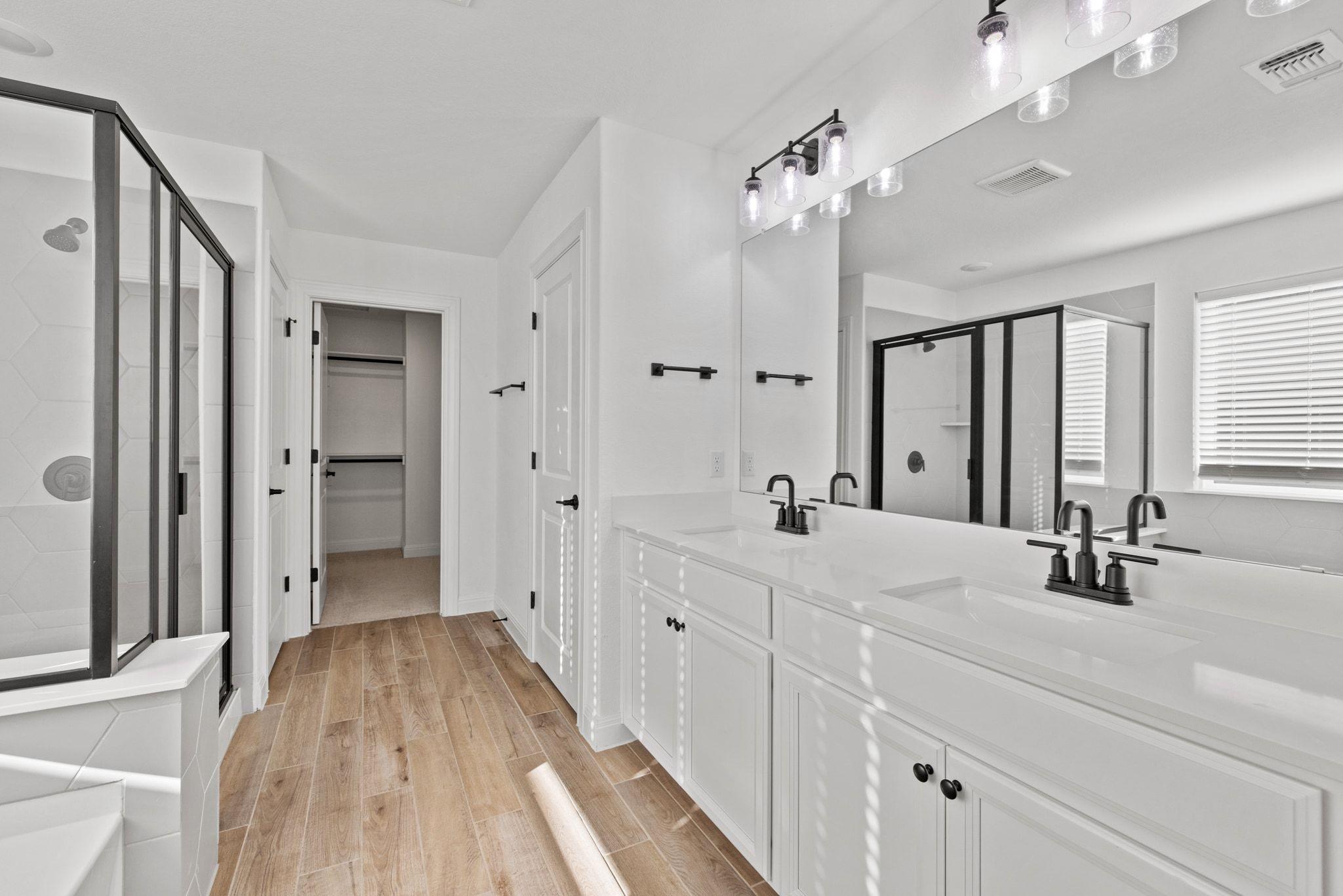 240 Harbors Ln, Leander, TX 78641