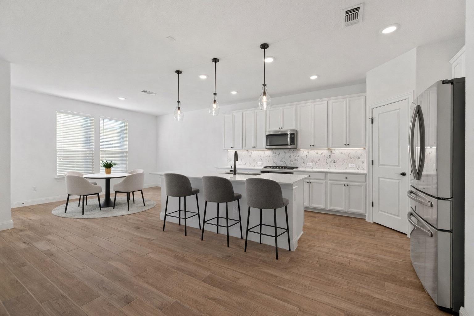 240 Harbors Ln, Leander, TX 78641