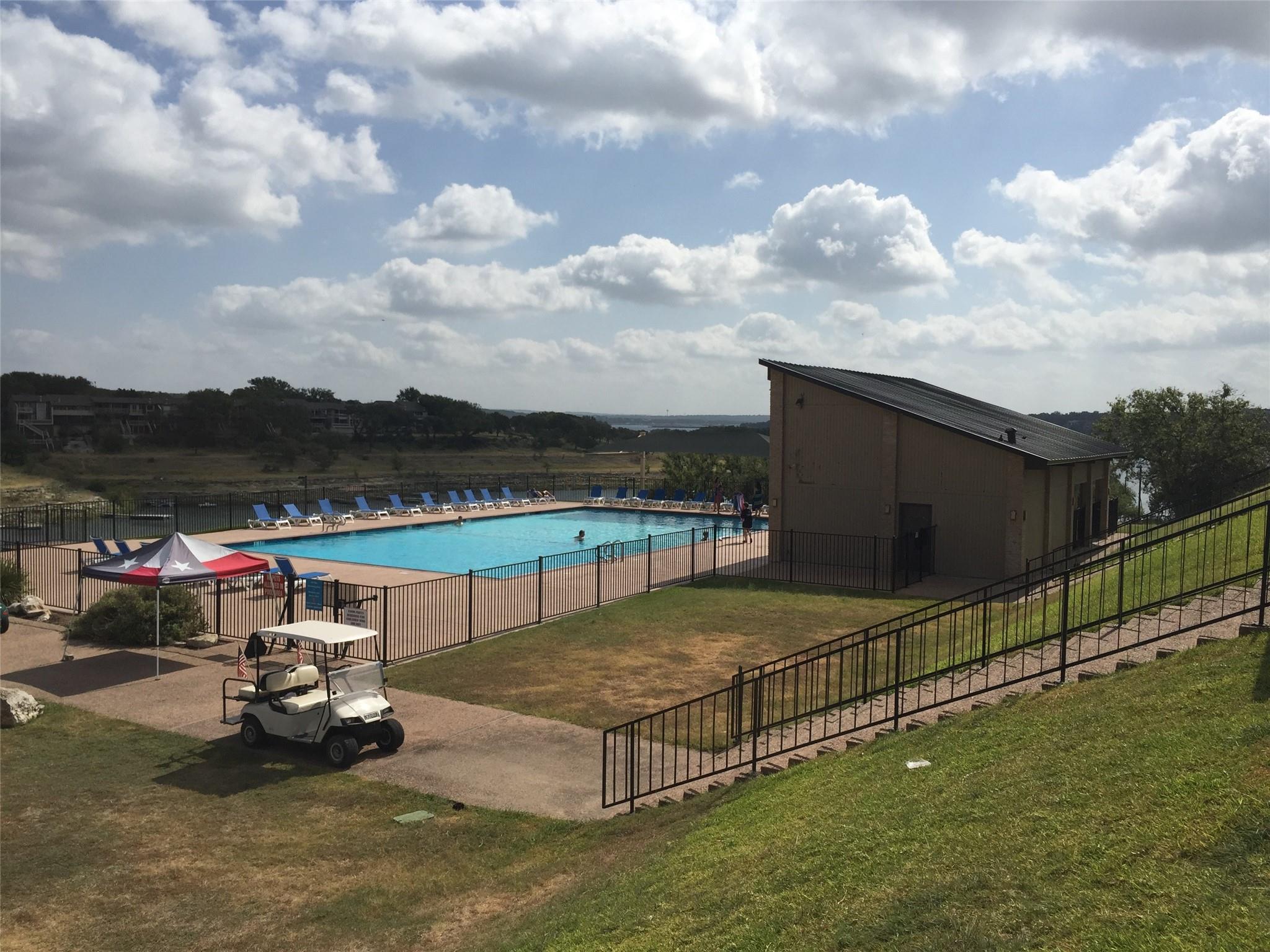 18902 Nicklaus Dr, Point Venture, TX 78645