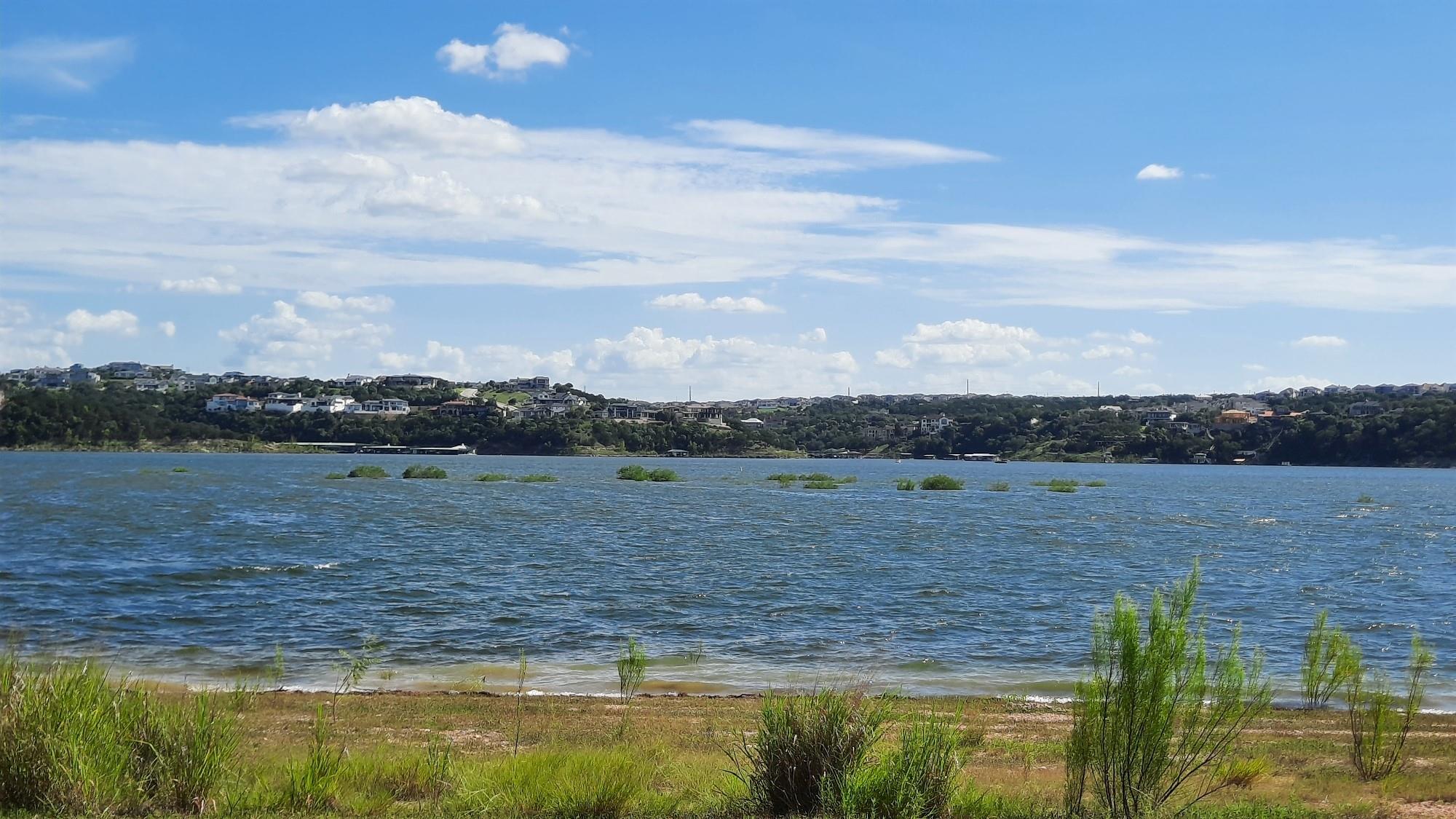 18902 Nicklaus Dr, Point Venture, TX 78645