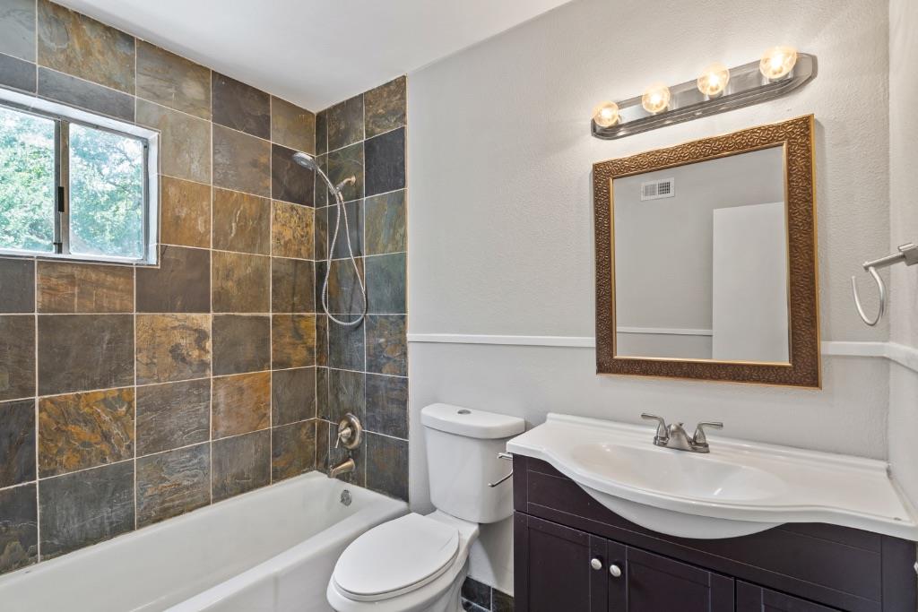 1813 Woodland Ave # A, Austin, TX 78741