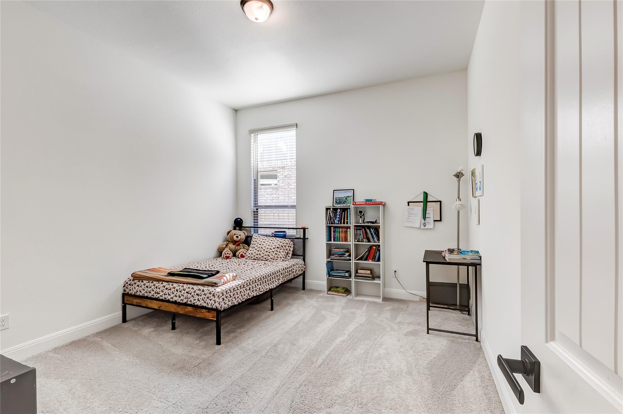 2824 Stone Branch Dr, Leander, TX 78641