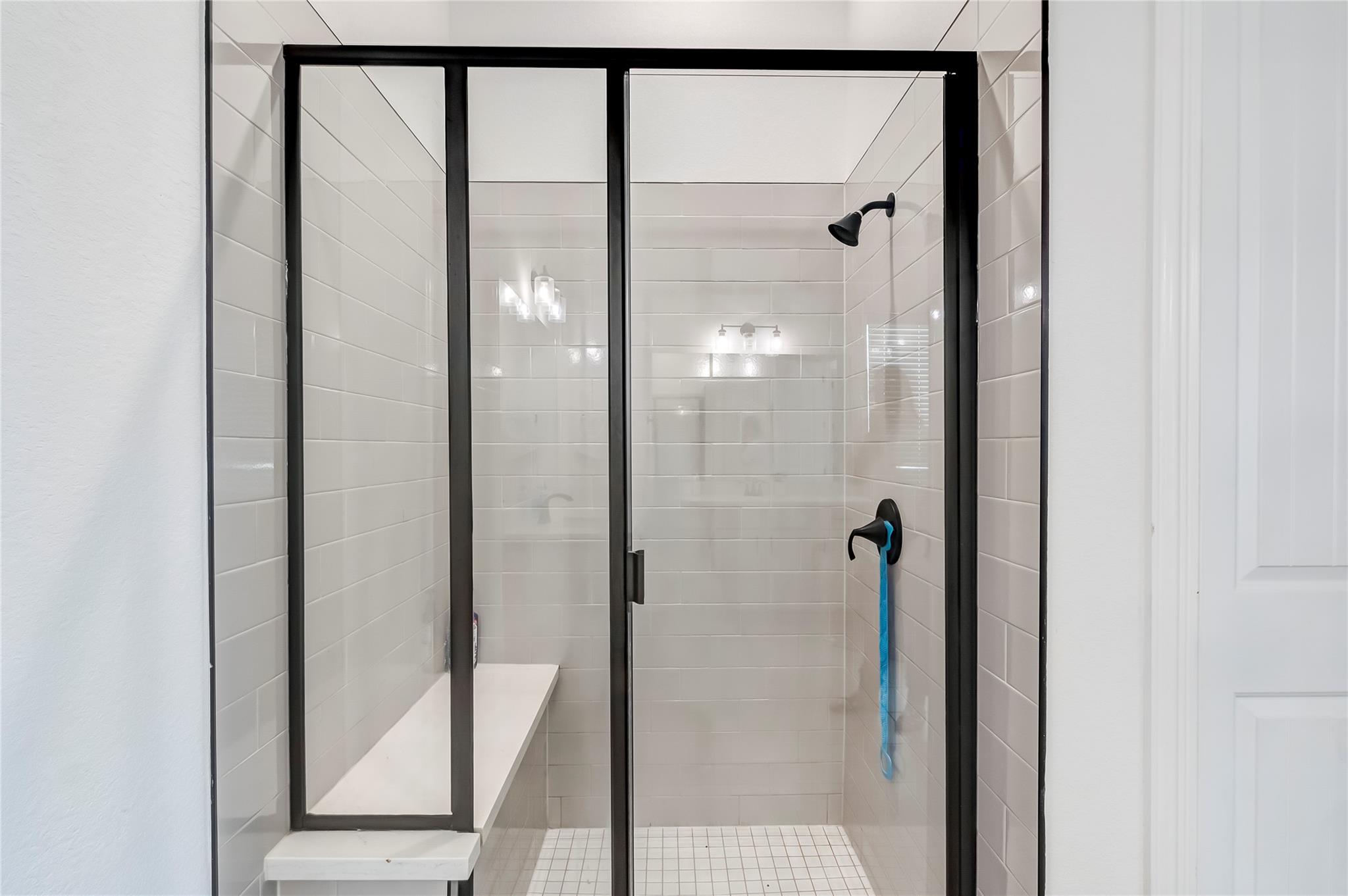 2824 Stone Branch Dr, Leander, TX 78641