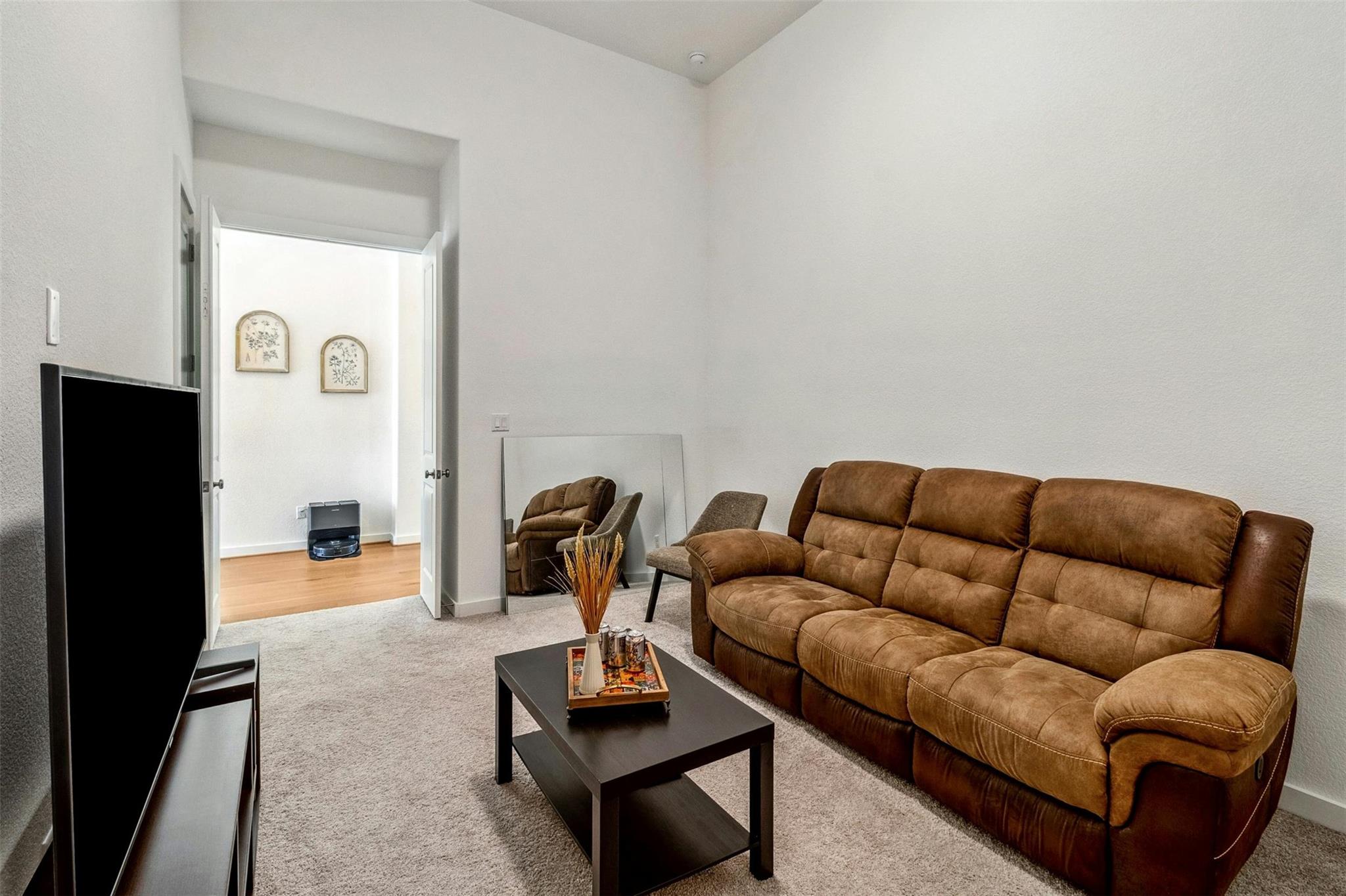 104 Rainbow Valley Trl, San Marcos, TX 78666