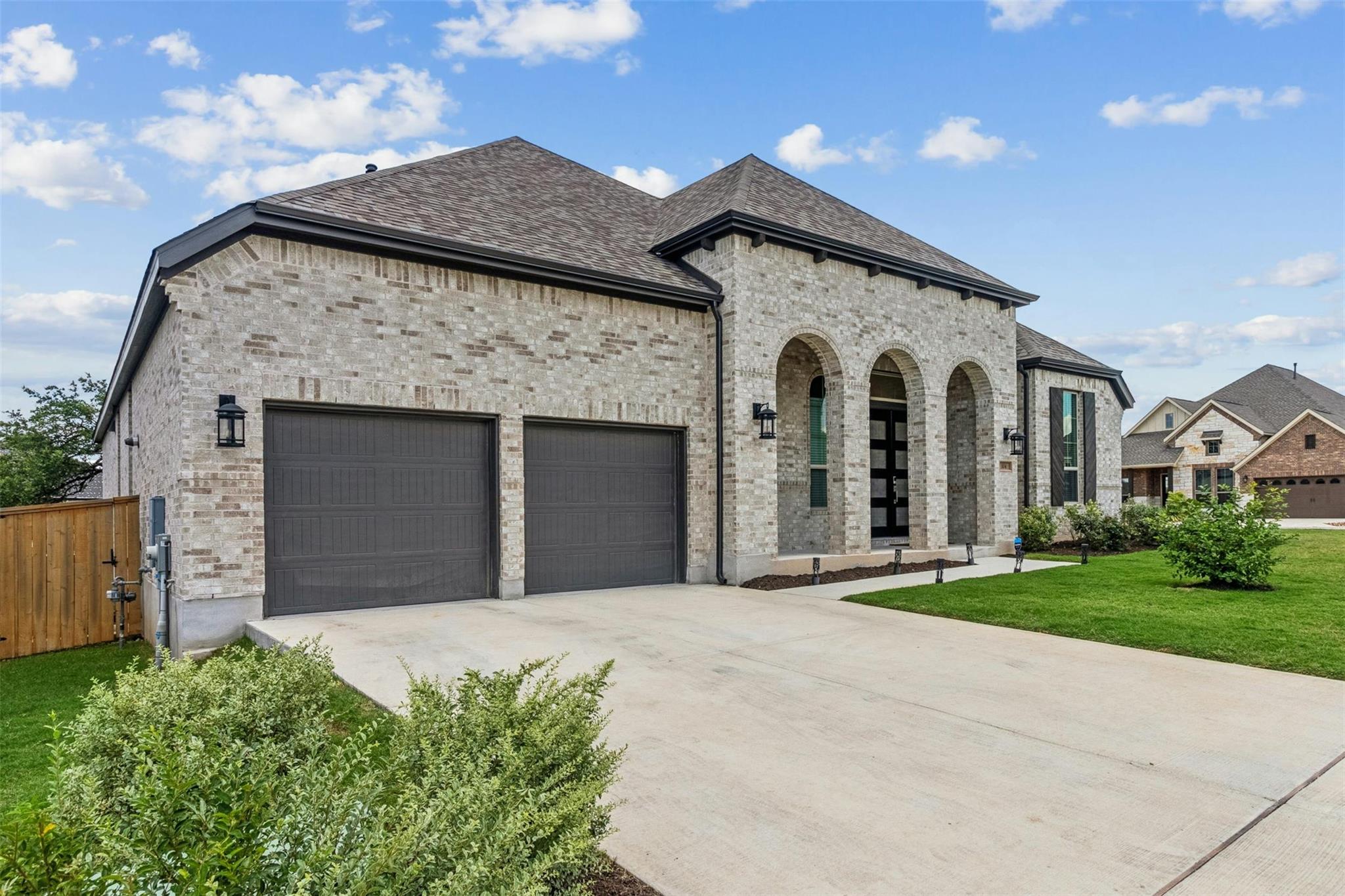 104 Rainbow Valley Trl, San Marcos, TX 78666