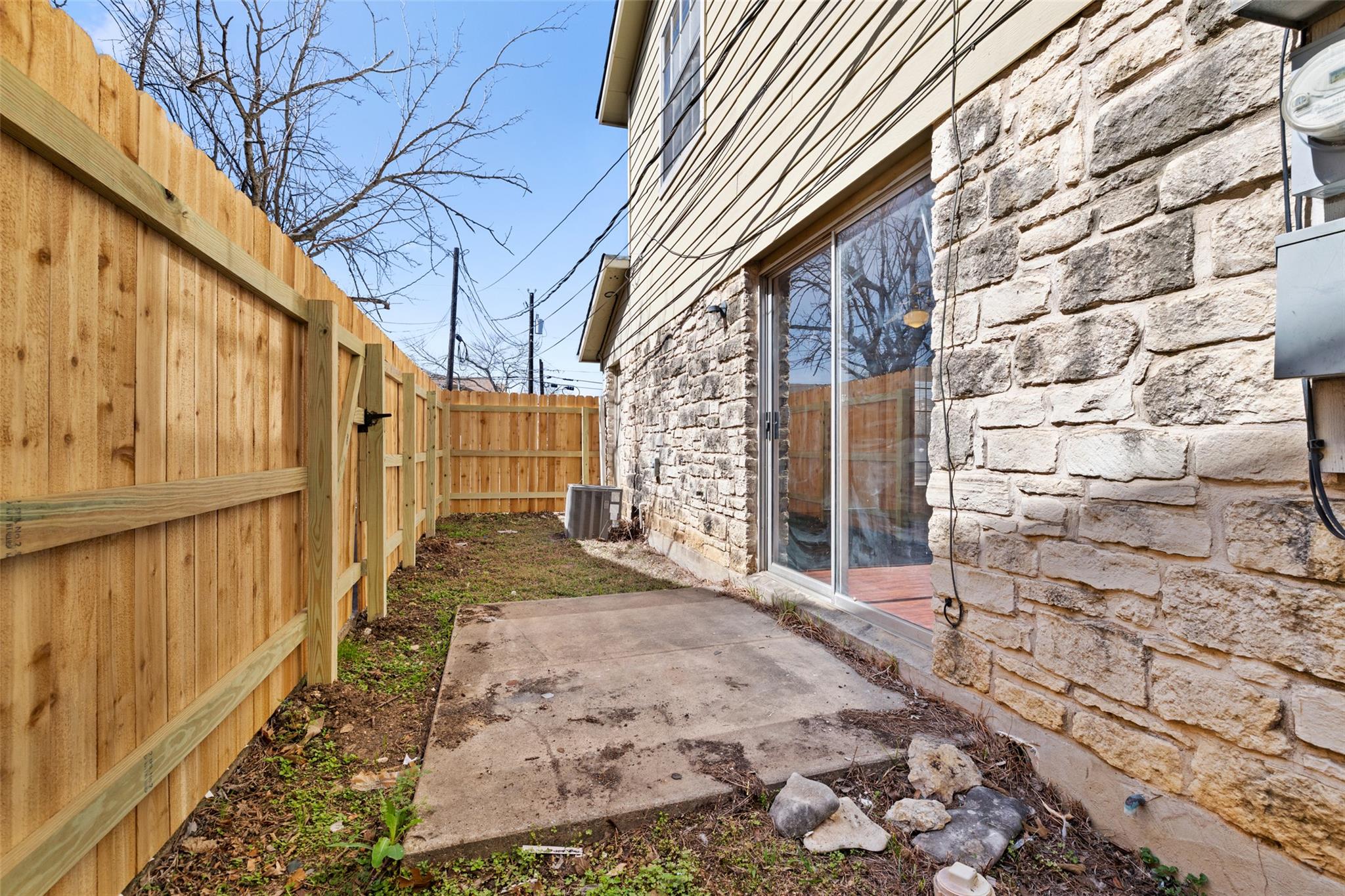 2203 Creekside Ln, Georgetown, TX 78626