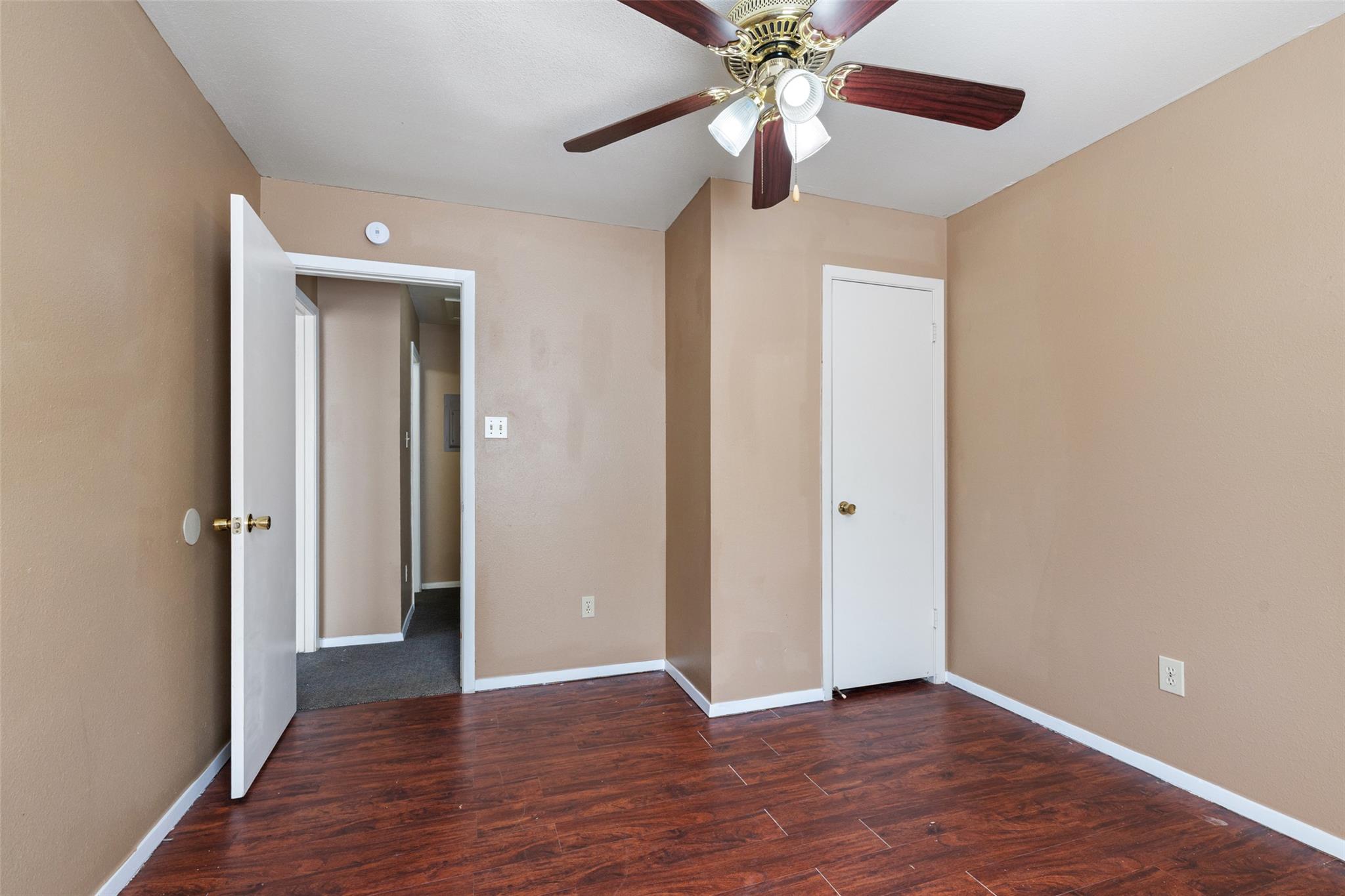 2203 Creekside Ln, Georgetown, TX 78626